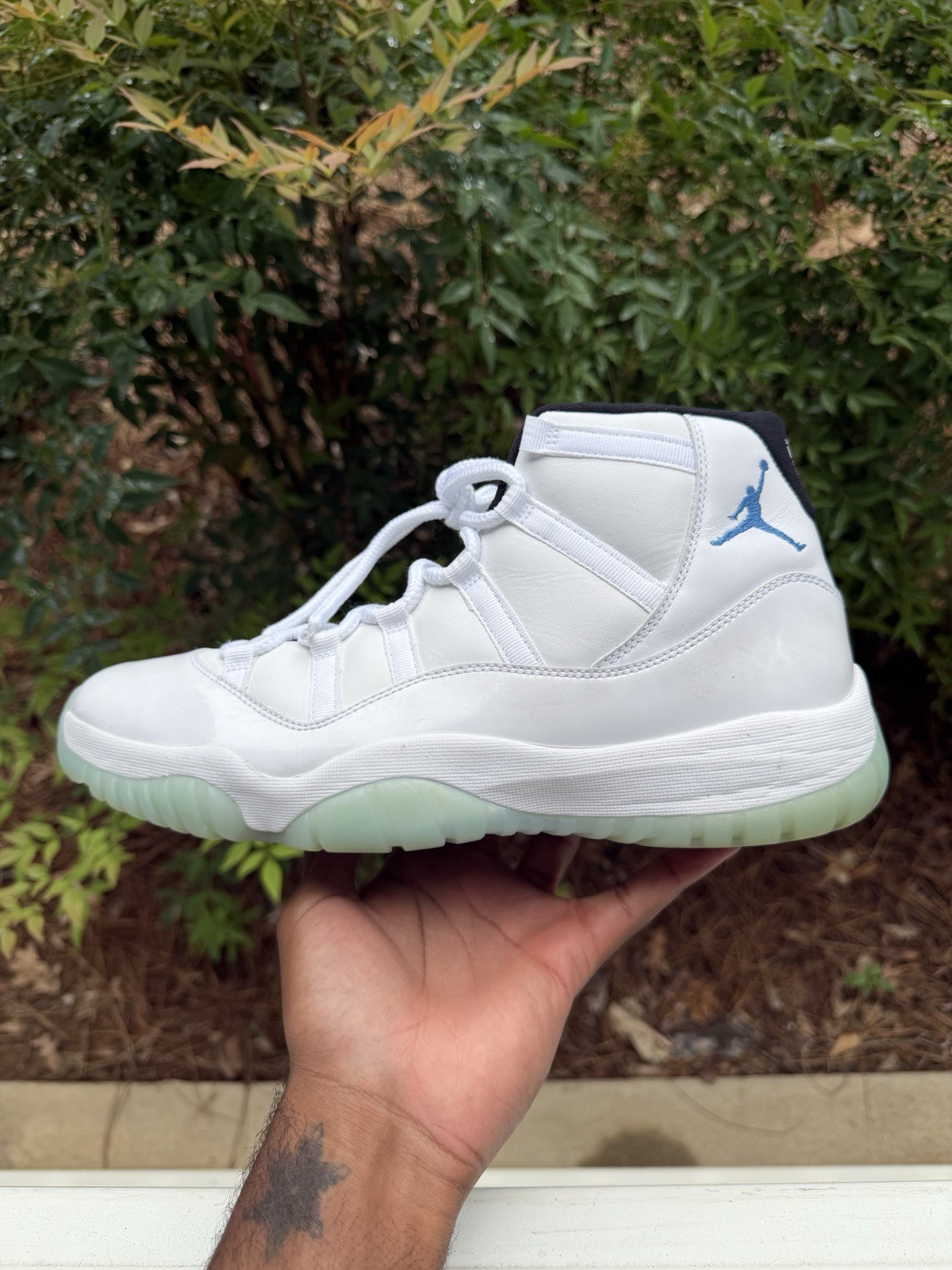 Jordan 11 Legend Blue Size 12 2014