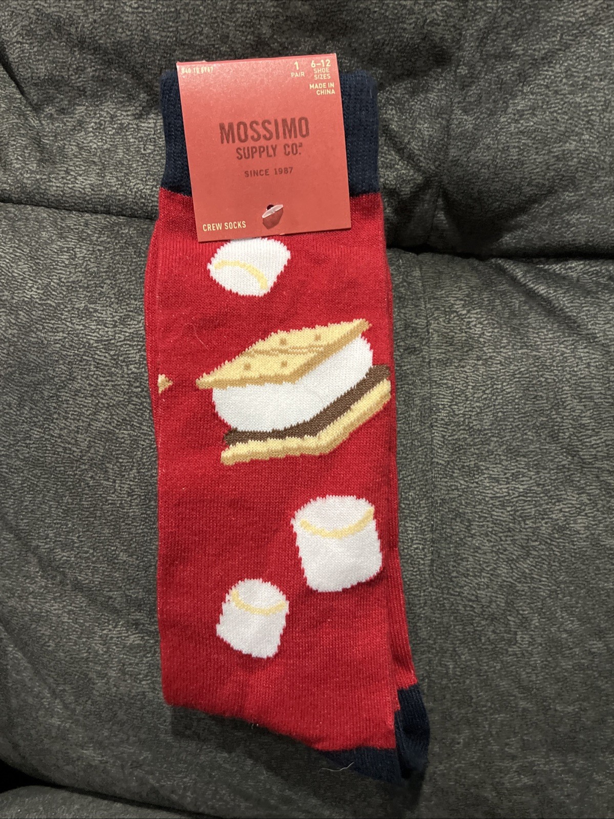 S’More Crew Socks Red Black Mossimo SIze 6-12 Berry Camping Novelty Marshmallow