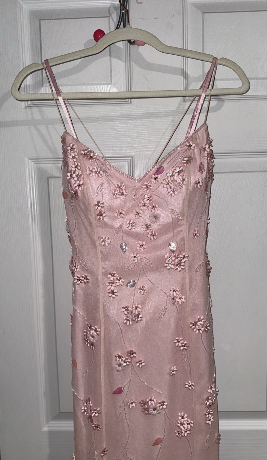 Dalia Long Sleeveless Formal Dress Size S 100% Silk Pink Elegant Sequin Feminine