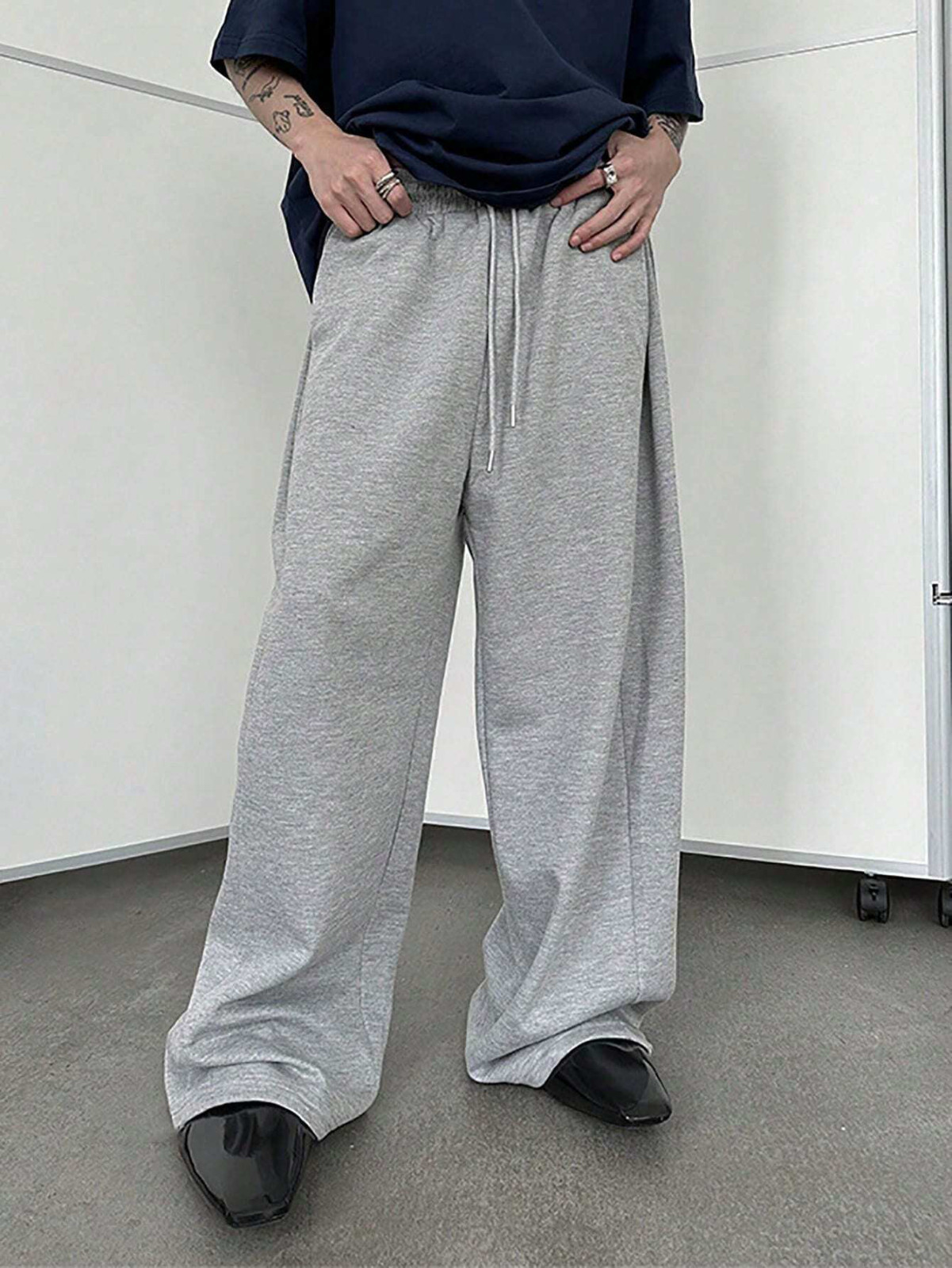 Manfinity Men’s Loose Fit Drawstring Sweatpants – Wide Leg, Baggy, Perfect Gift
