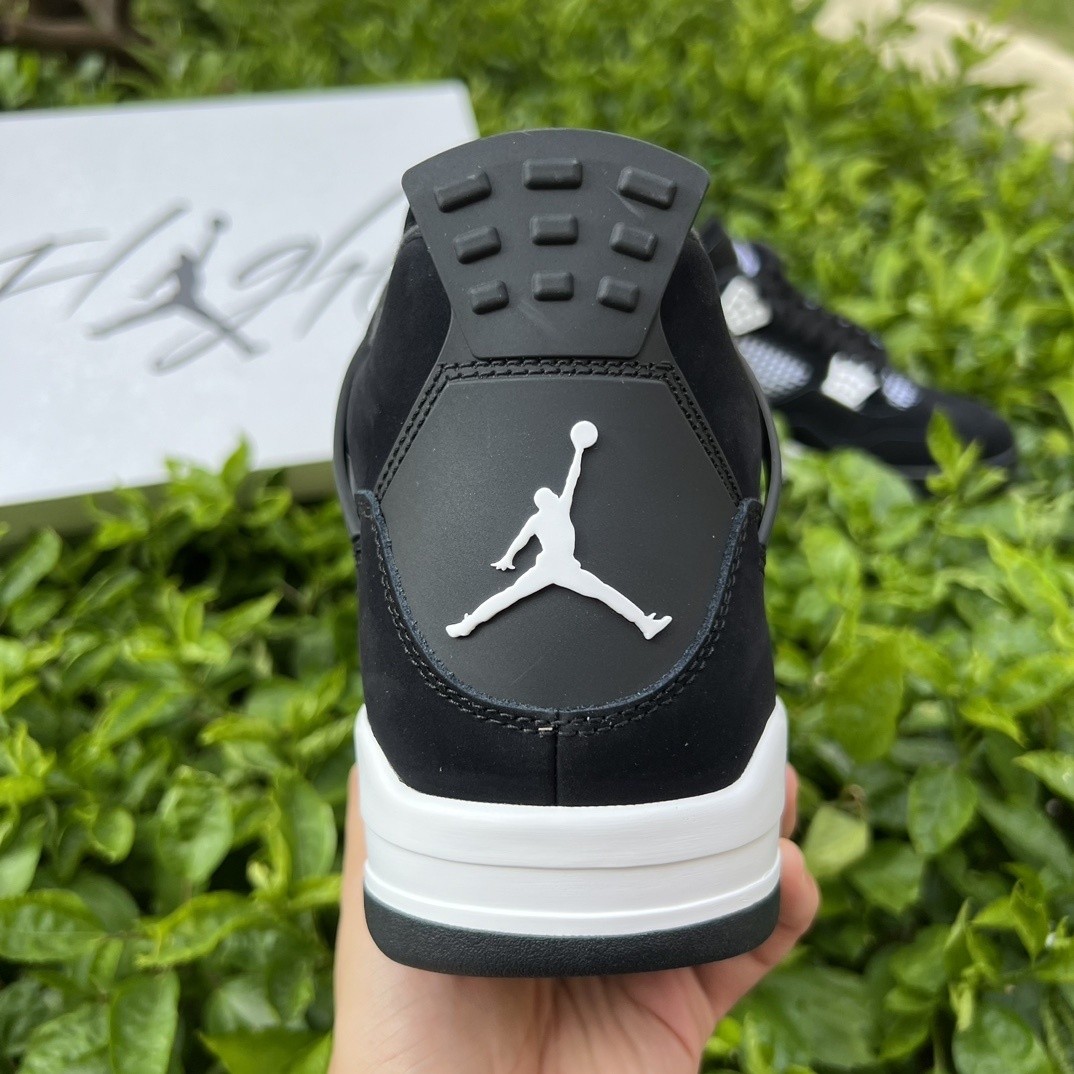 FQ8138-001 AJ 4 Retro White Thunder Men’s Size 7-13