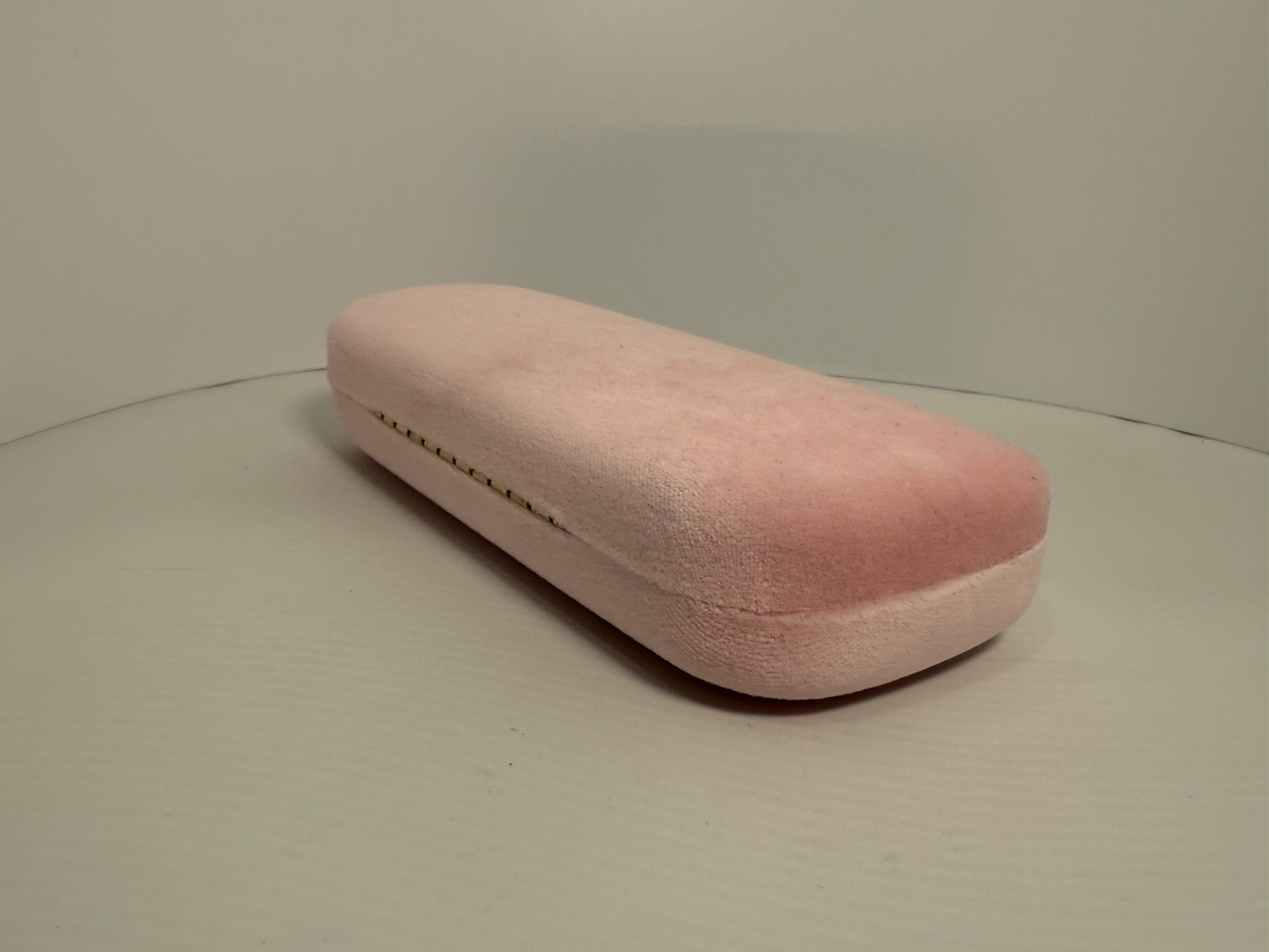 Gucci Pink Clamshell Garden Case New