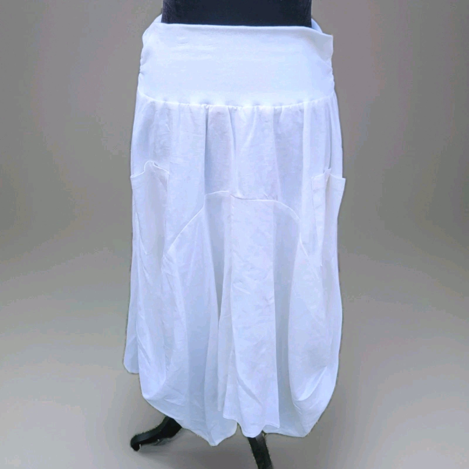 NEW Chelsea And Theodore White Linen Asymmetrical Bubble Skirt Size L Boho