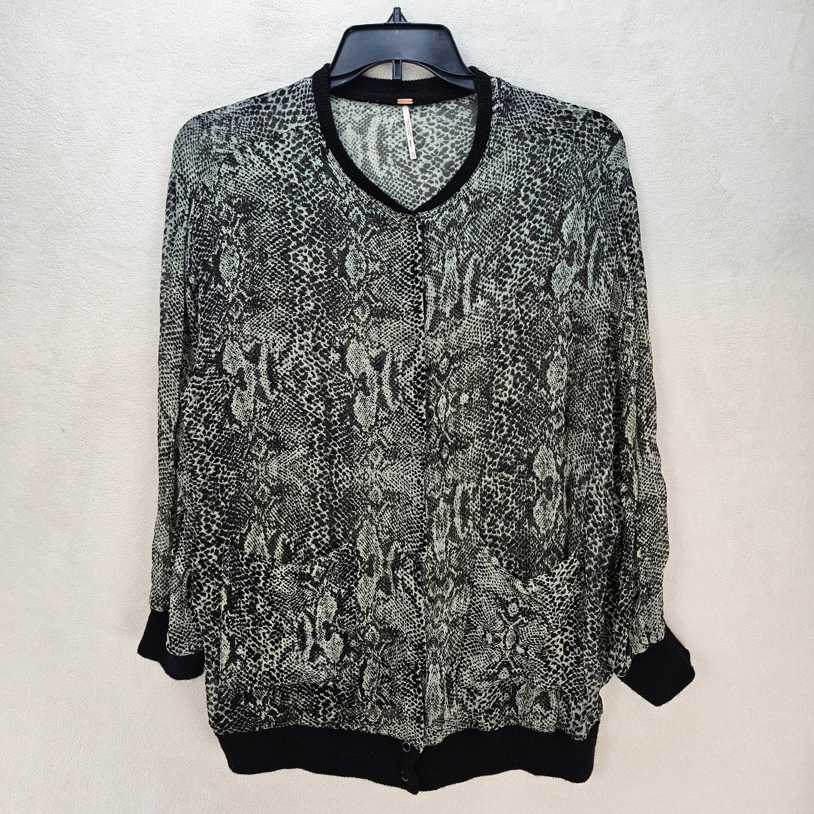 FREE PEOPLE WOMEN’S XS OVERSIZED CARDIGAN SNAKE PRINT WOOL/VISCOSE