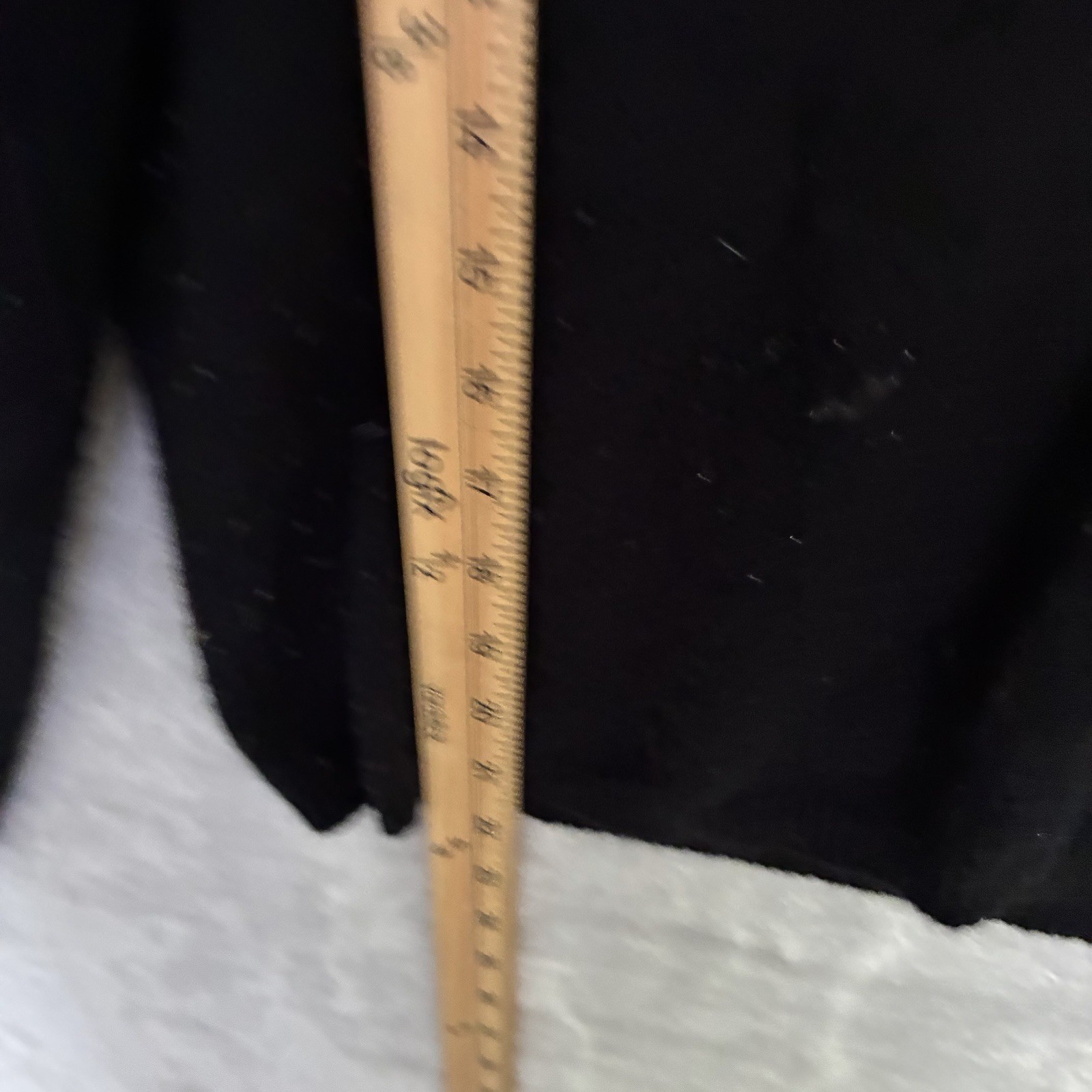Bloomingdales Womans Sweater Solid Black Medium Cashmere Long Sleeve V Neck
