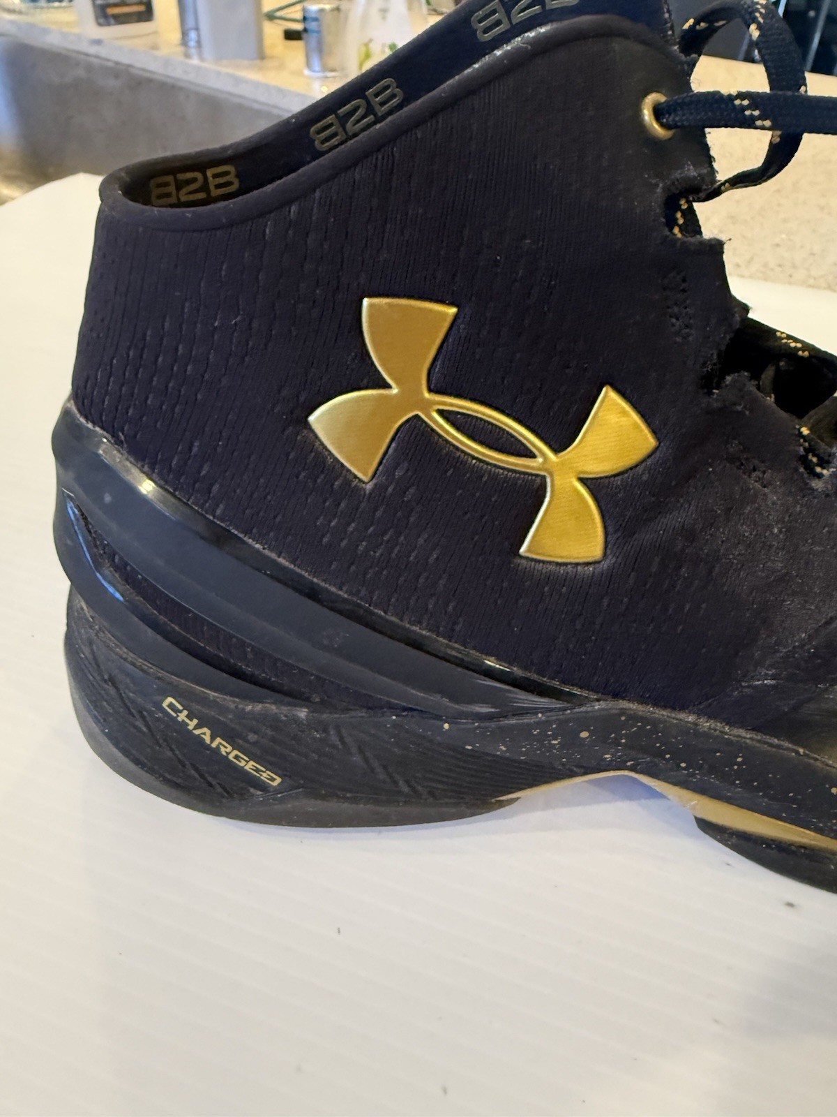 Under Armour Curry 2 Retro Unanimous MVP 3026283-001 Black/Gold Size 11