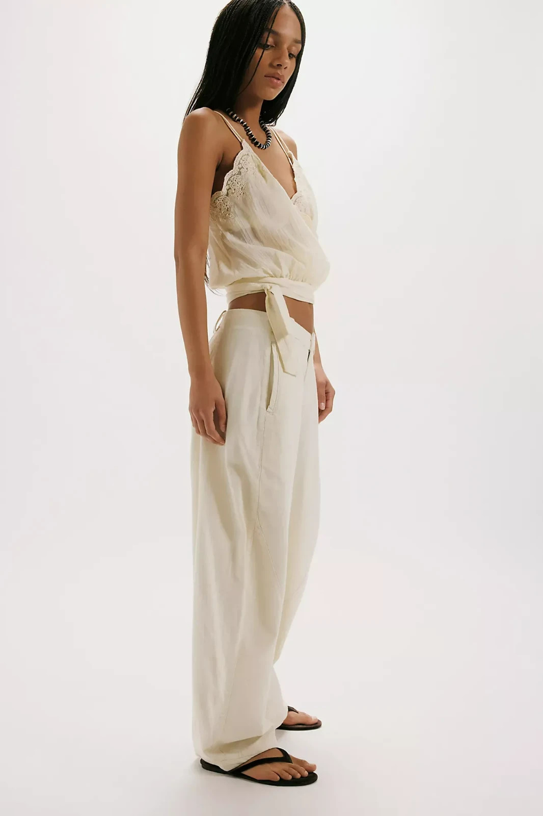 Freepeople – Spotlight Washed Barrel Chino Trousers – Discount