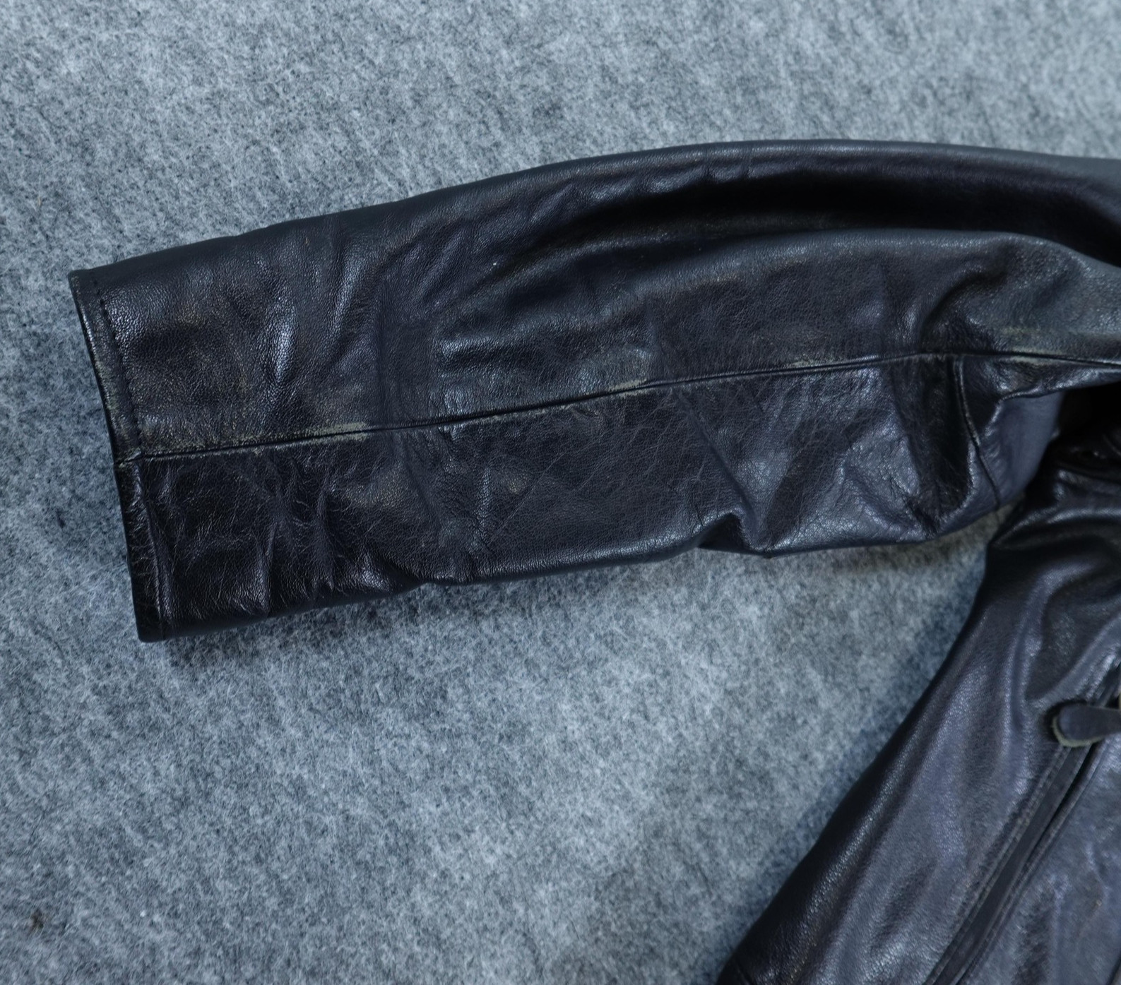 MOB Leather Motorcycle Jacket Men 42 Black Biker Moto Riding Heavy Lined Genuine