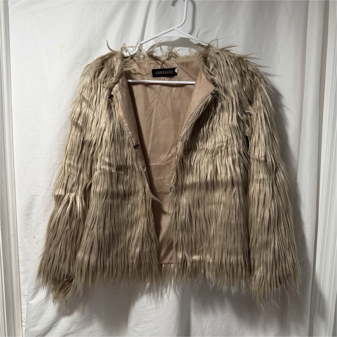 LANSHIFEI Beige Short Jacket Hook & Eye Closure Lined Fur Trim Women’s M