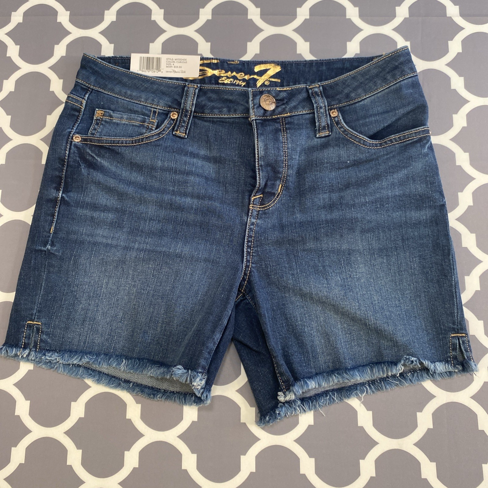 Seven 7 Women’s Denim Shorts Blue Size 4 Stretch 99% Cotton 1% Spandex NWT