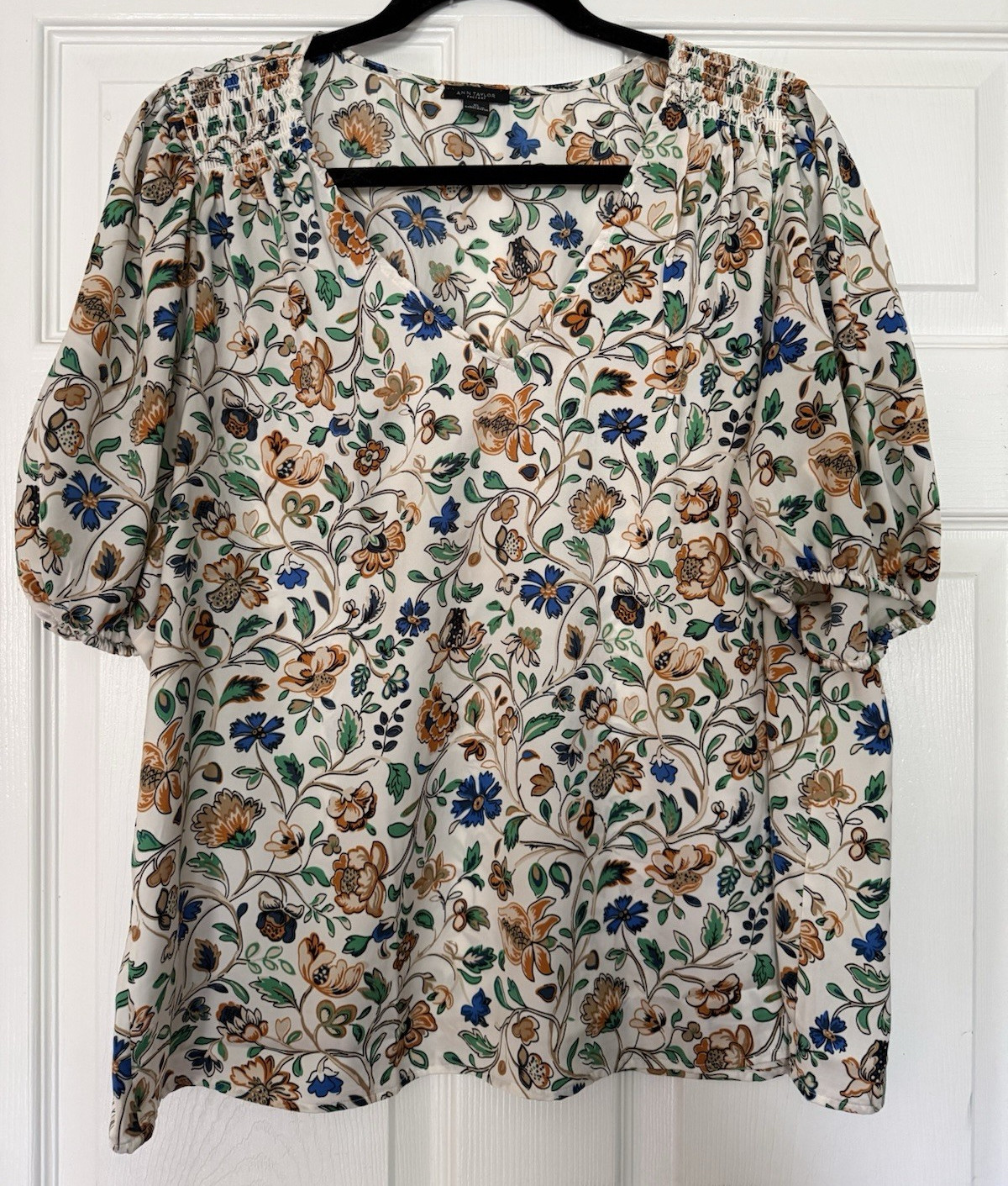 Ann Taylor Factory Women’s XL Floral Woven Blouse V-Neck Puff Sleeve Smocked