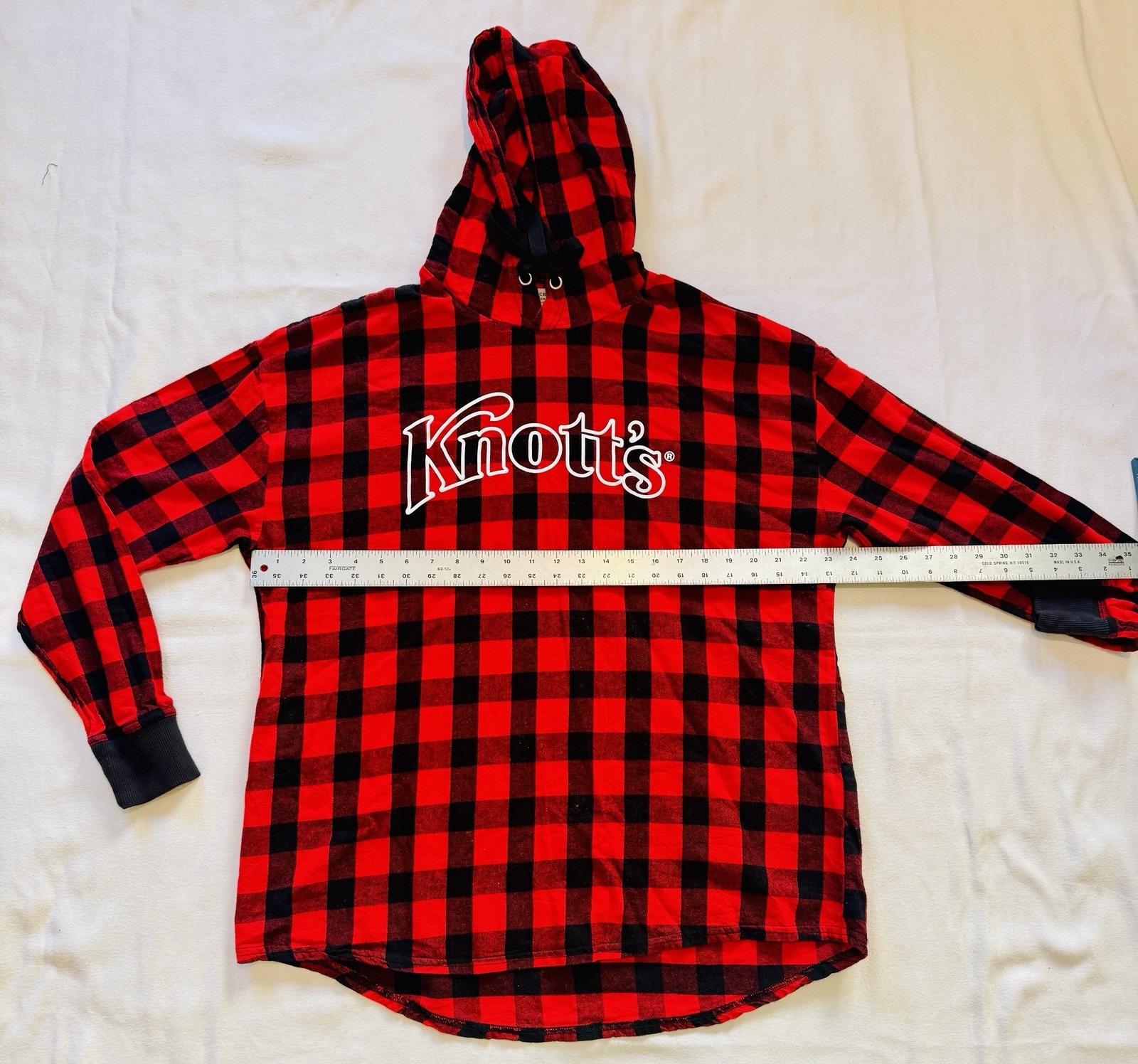 Knott’s Berry Farm Red Black Checkered Hoodie Pullover Pajamas Medium Cozy Comfy