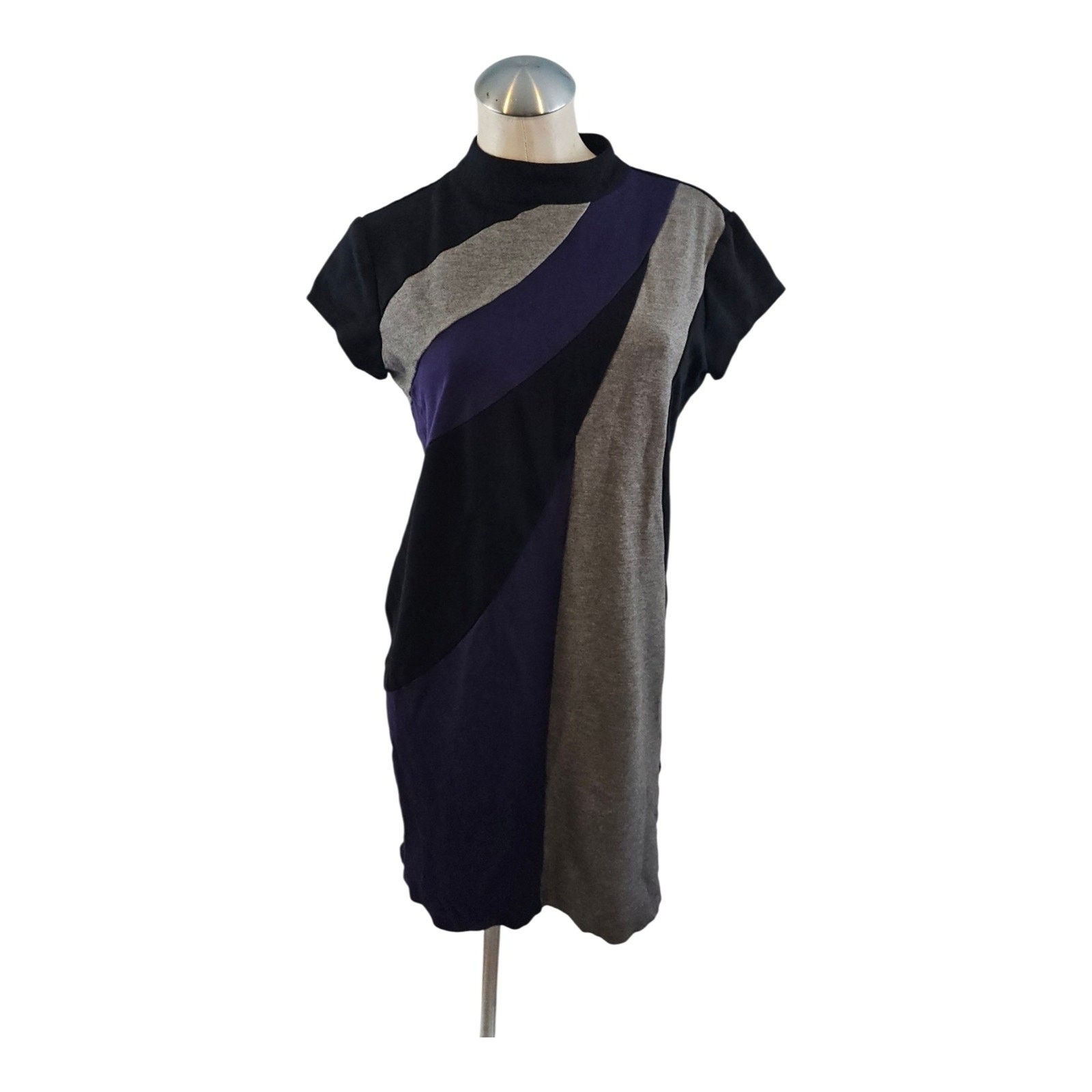 Chico’s Travelers Size 1 / M Purple, Black & Gray Colorblock Cap-Sleeve Dress