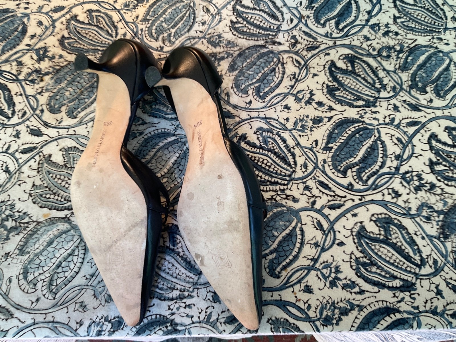 Manolo Blahnik black kitten heel, 39.5, $225