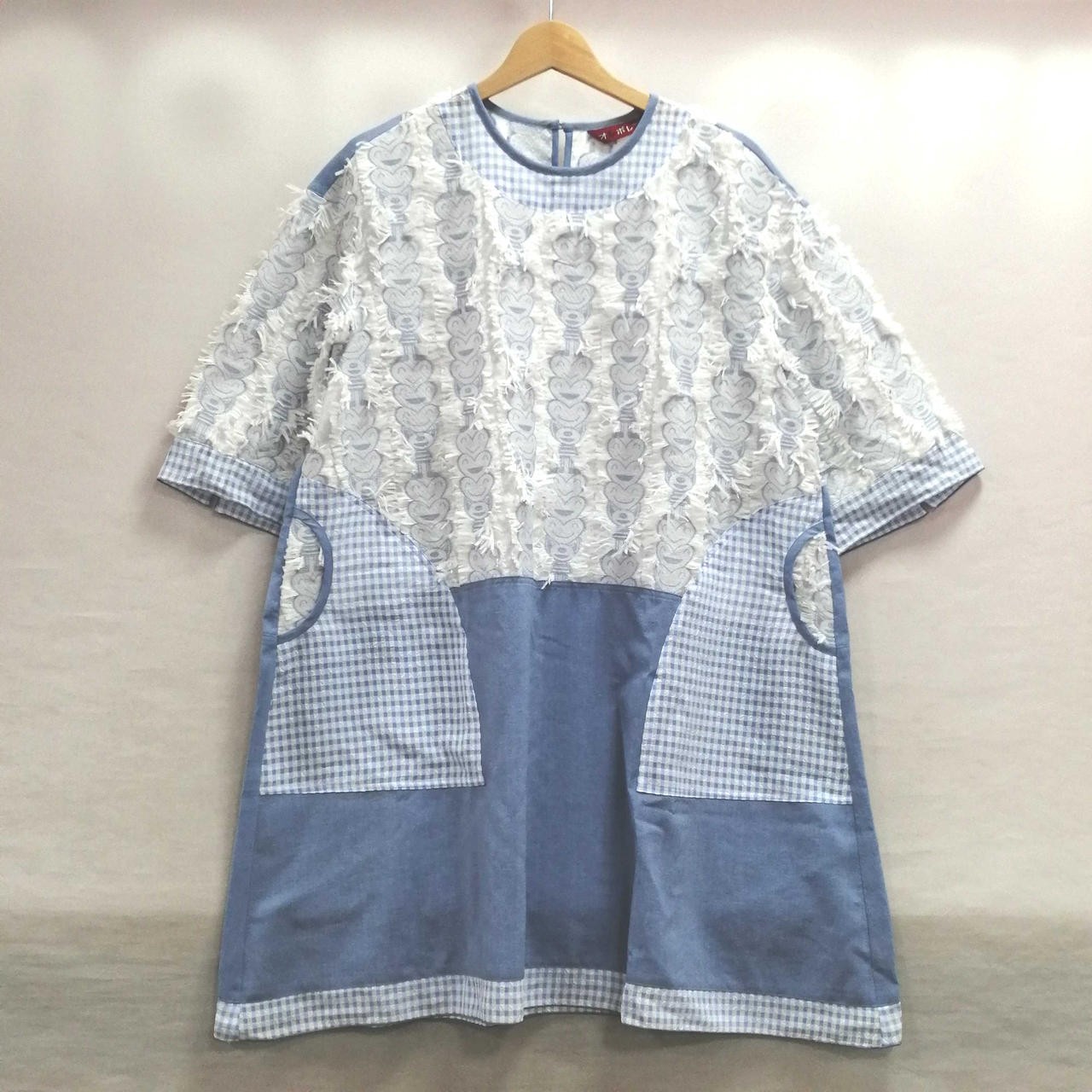 Orebole Light Blue Heart Pattern Rebo One-Piece Dress, 35in Bust, Crew Neck