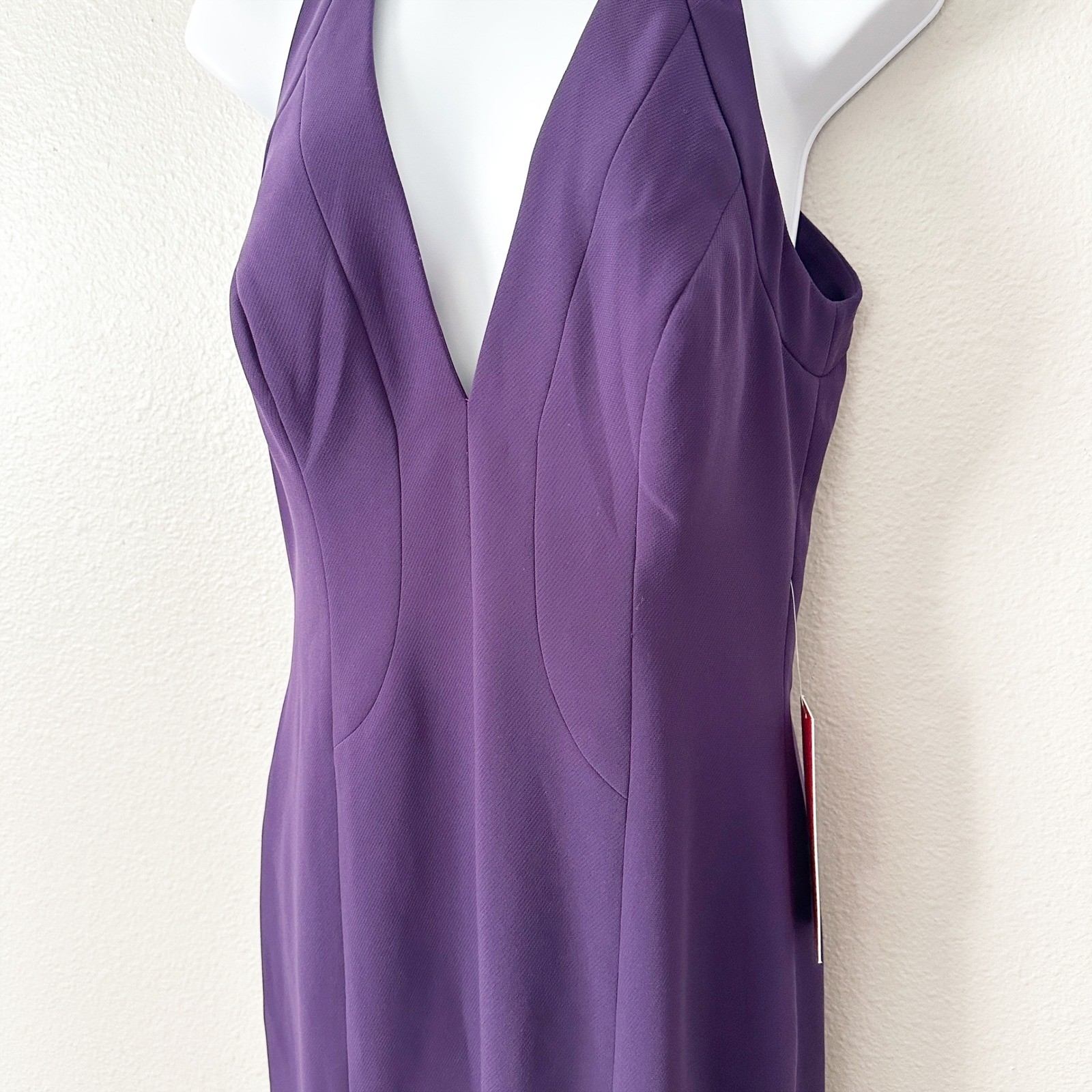 Carmen Marc Valvo Infusion Purple Halter Neck Deep V Neck Trumpet Gown Size 10