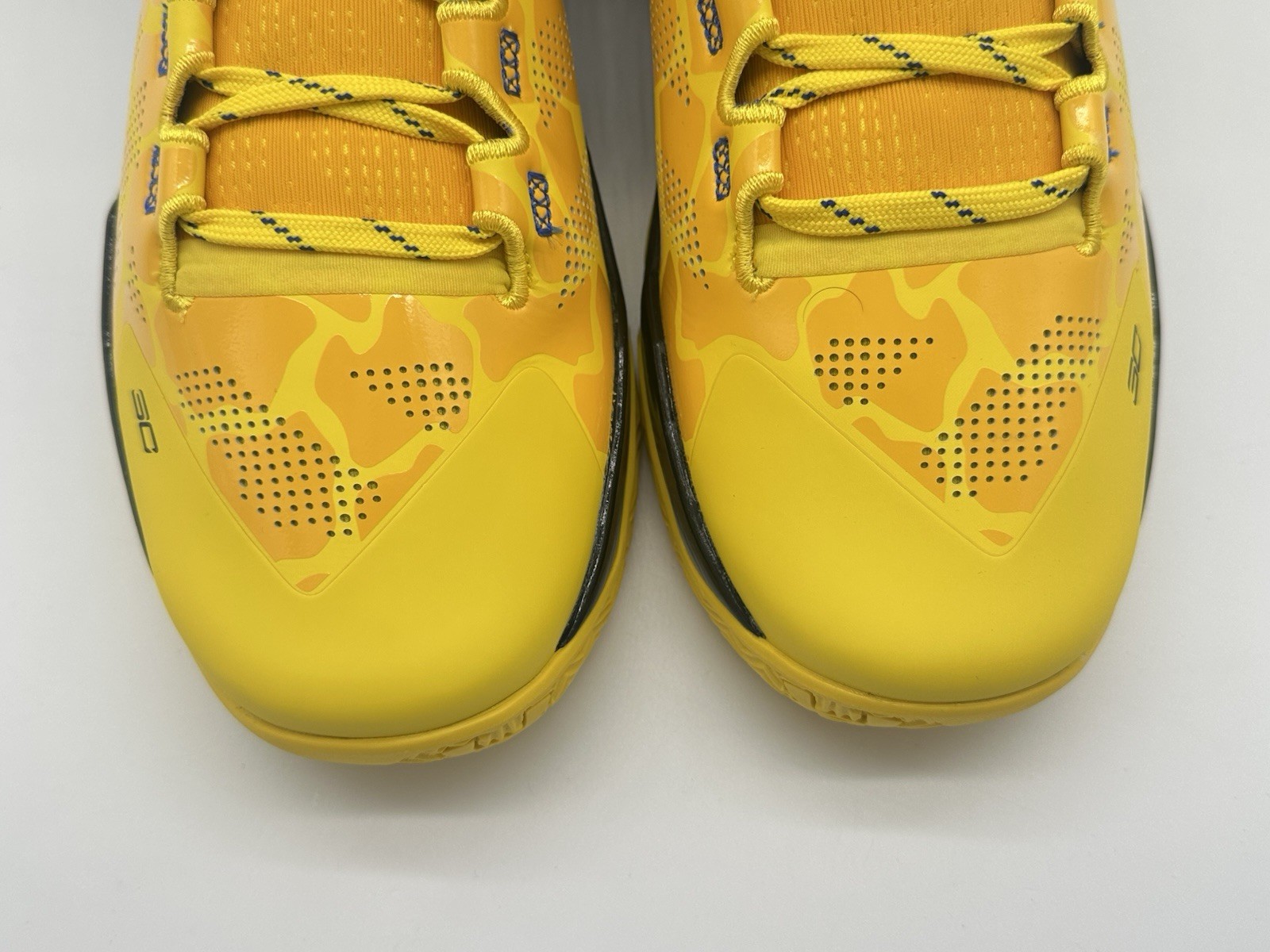 Under Armour Curry 2 Men’s Size 9.5 Double Bang Basketball Shoe Gold 3026281-700