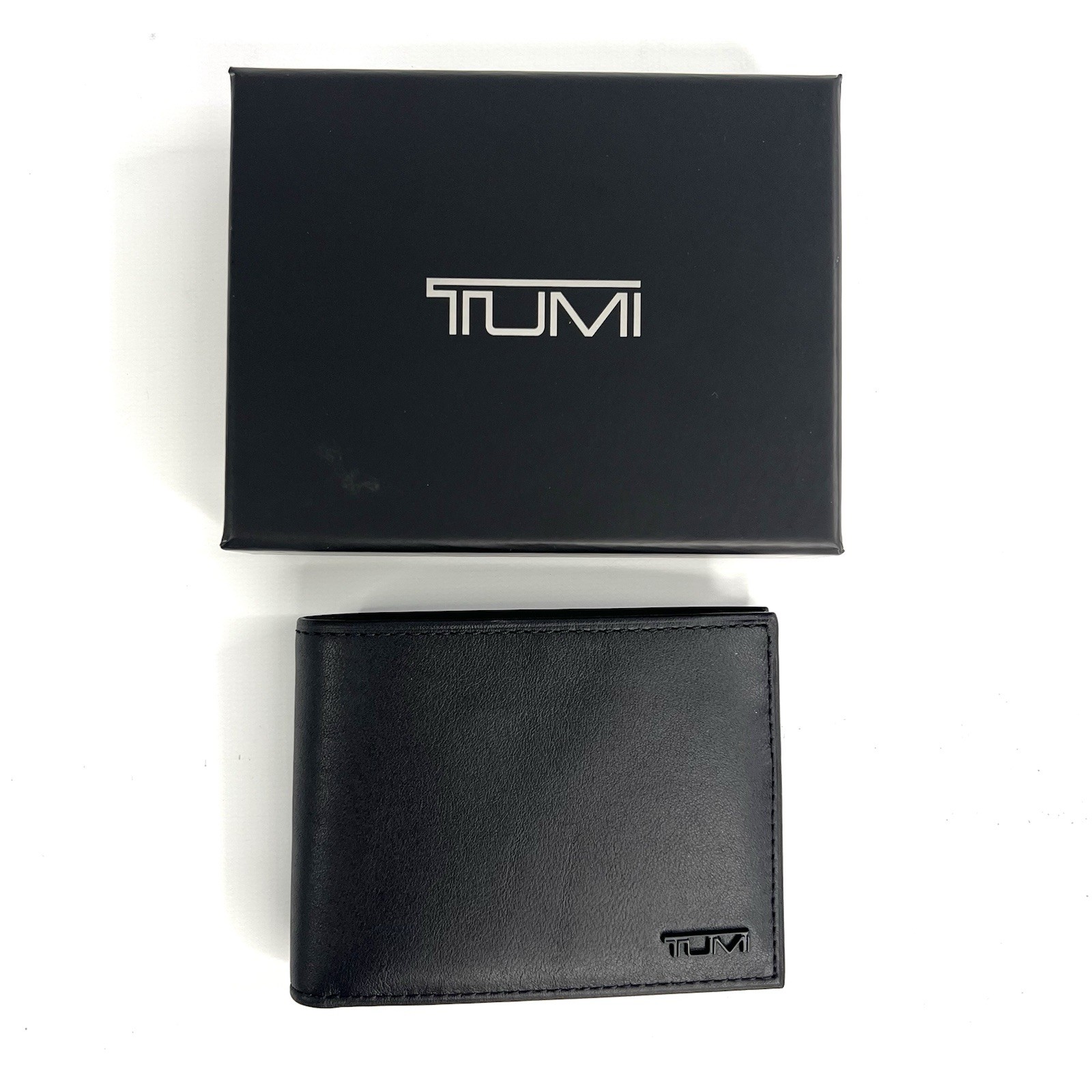 TUMI Delta SLG Double Billfold Black Leather RFID Blocking Wallet