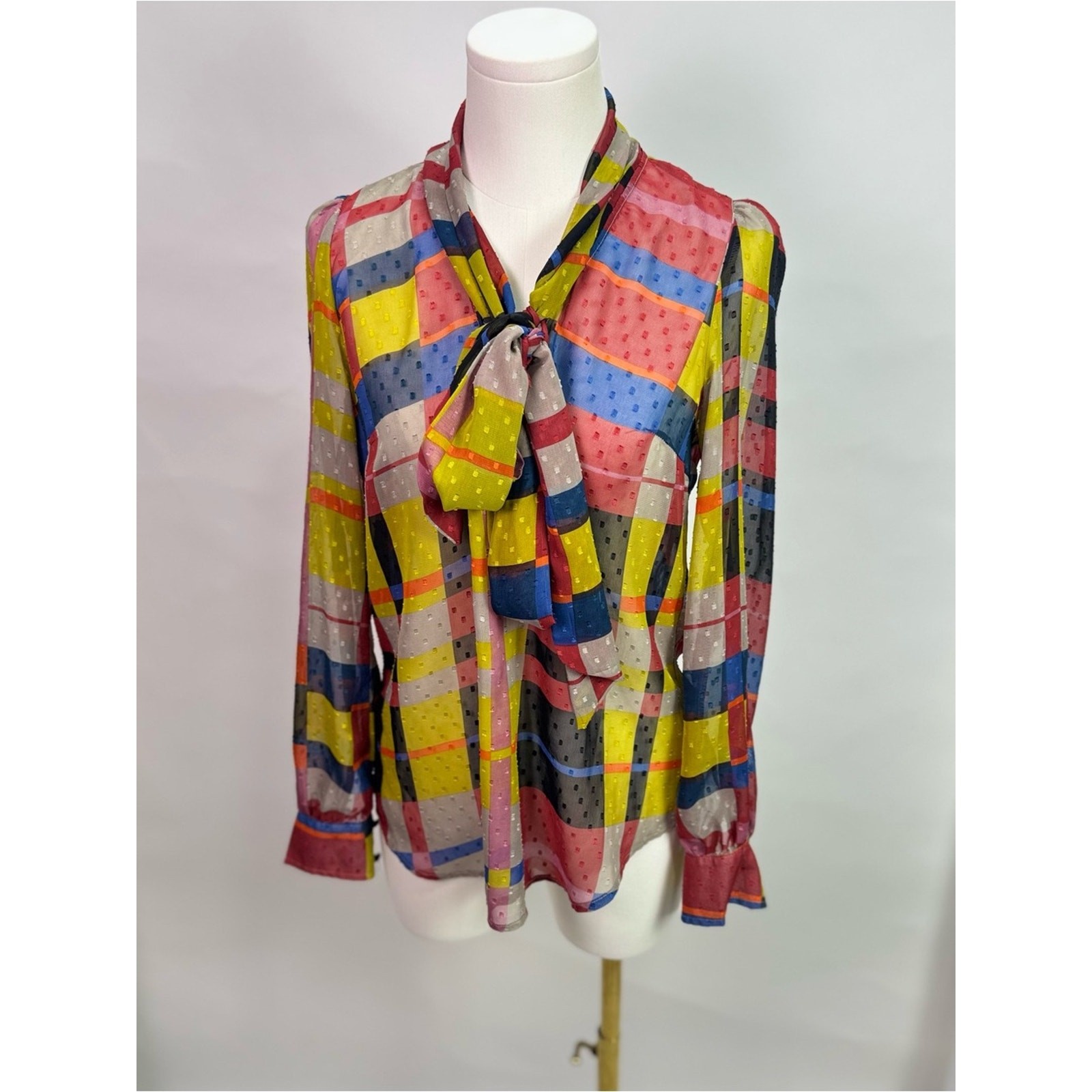 Jessica Simpson textured plaid sheer top | neck tie button down blouse | Size M