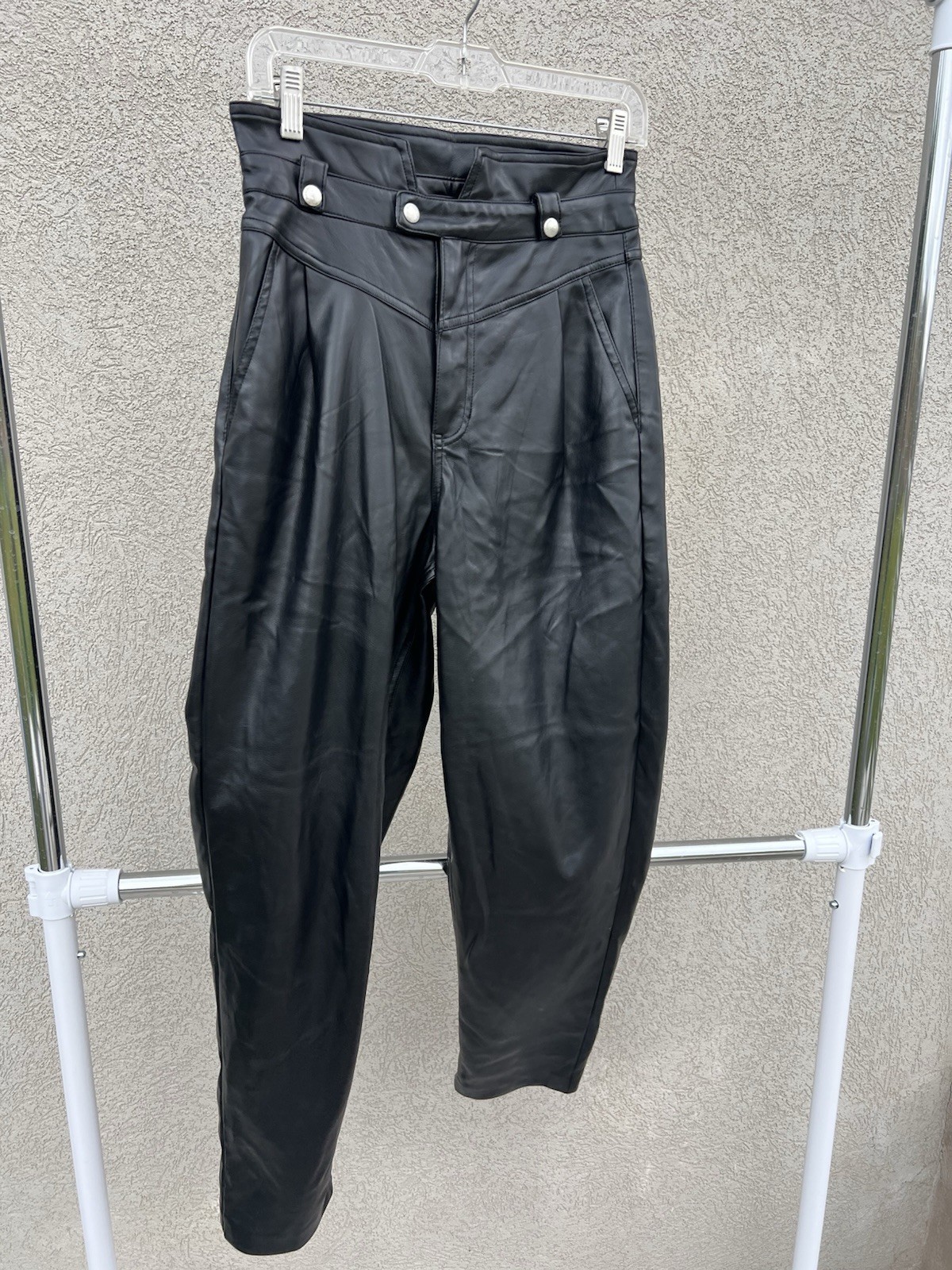Blank NYC Women’s Black Vegan Leather Paperbag Pants Size 27 Edgy Cool Girl Rock