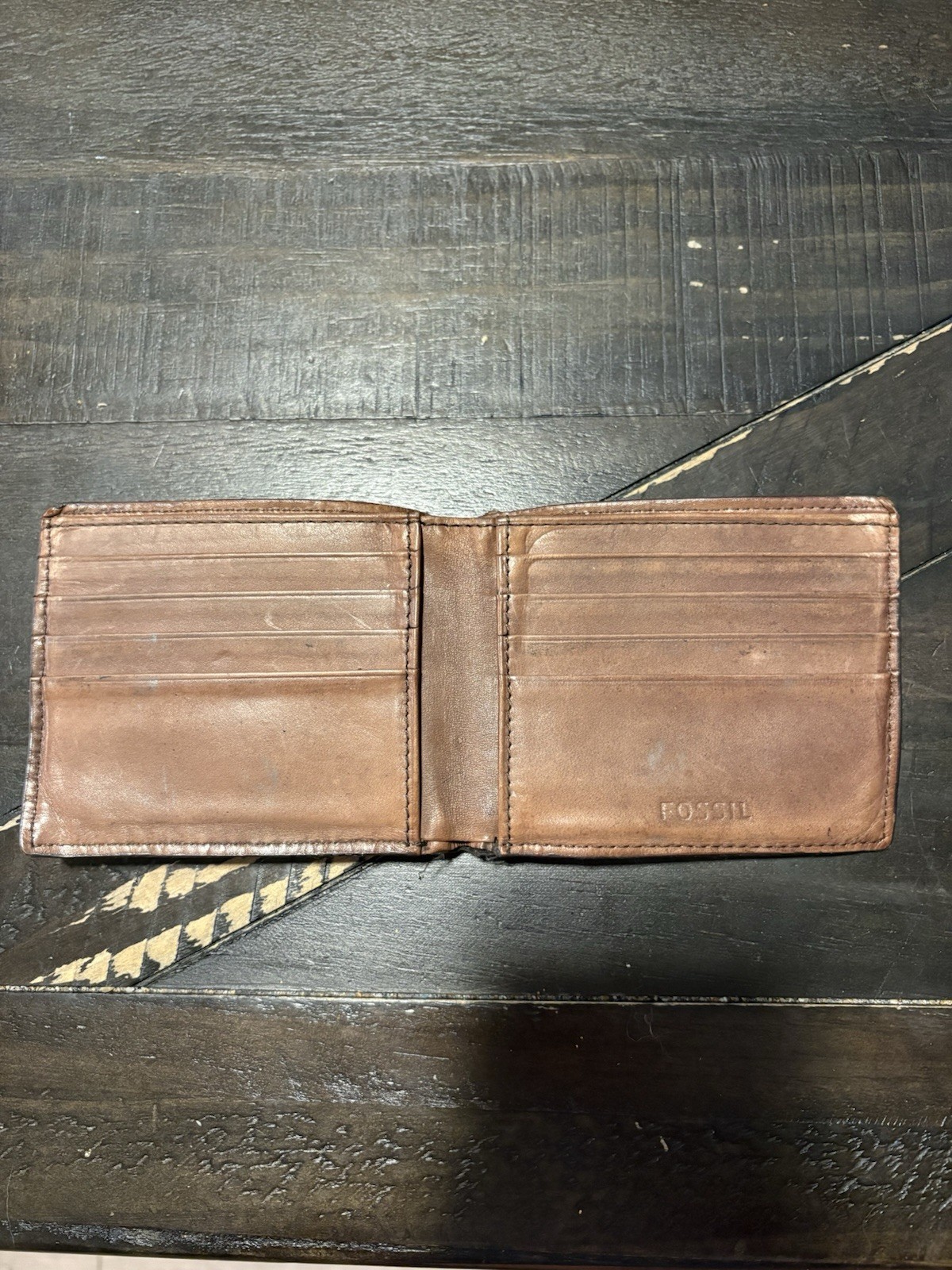 Fossil Men’s Brown Solid Bifold Wallet with Logo Accent, Credit Card Slots