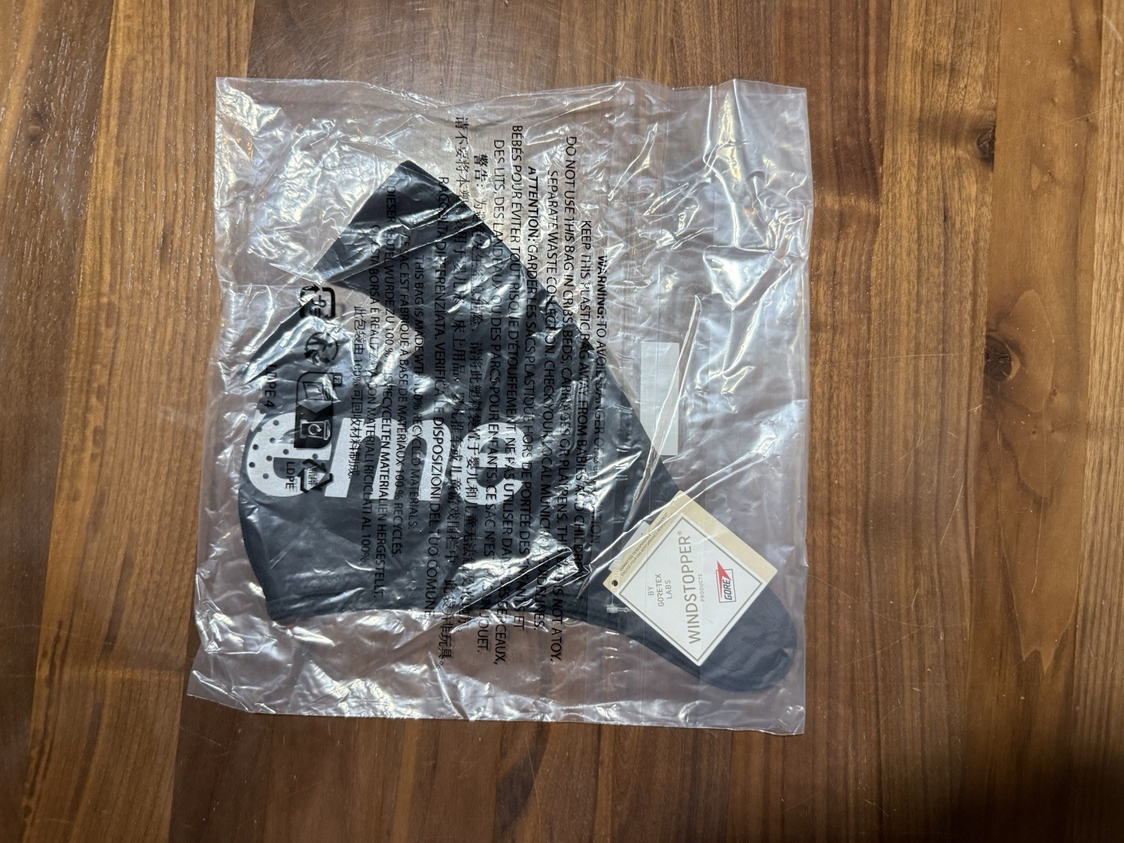 Supreme WINDSTOPPER® Facemask Face Mask Ski Snowboard FW25 Black Reflective Logo