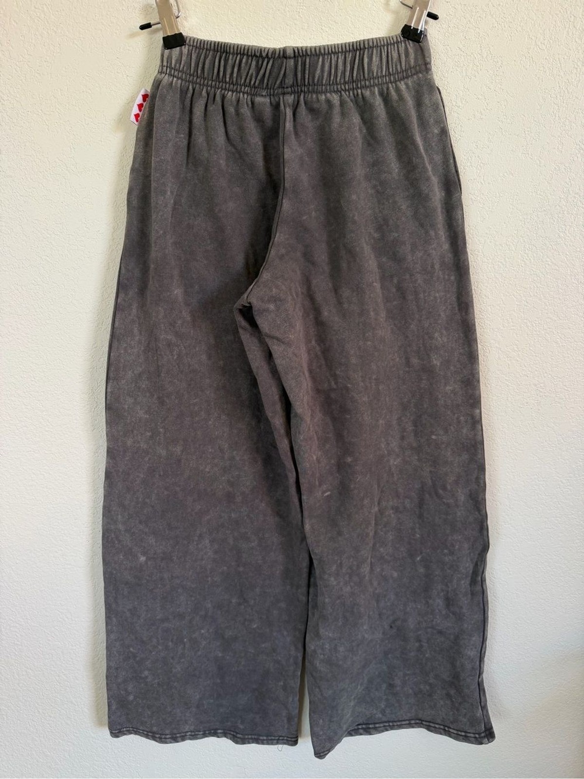 Women’s Wide-Leg Elastic Waist Pants in Charcoal Gray