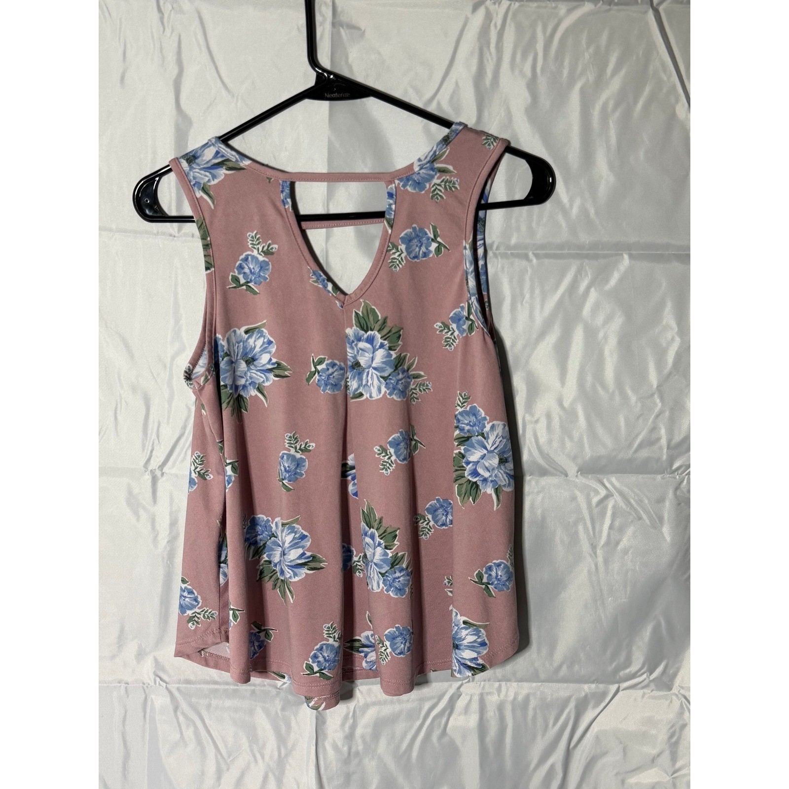 Rue21 Womens Floral Tank Top Pink Blue Sleeveless V-Neck Cutout Back Size L