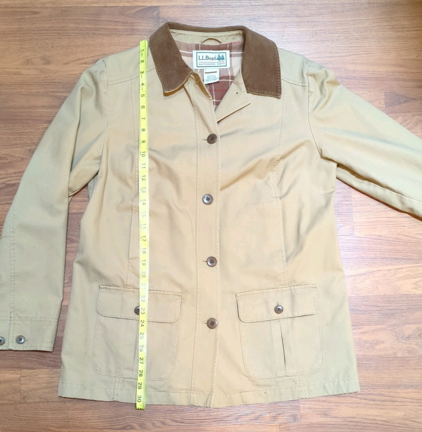 LL Bean Women Adirondack Barn Coat Size M Regular Khaki Corduroy Collar Flannel