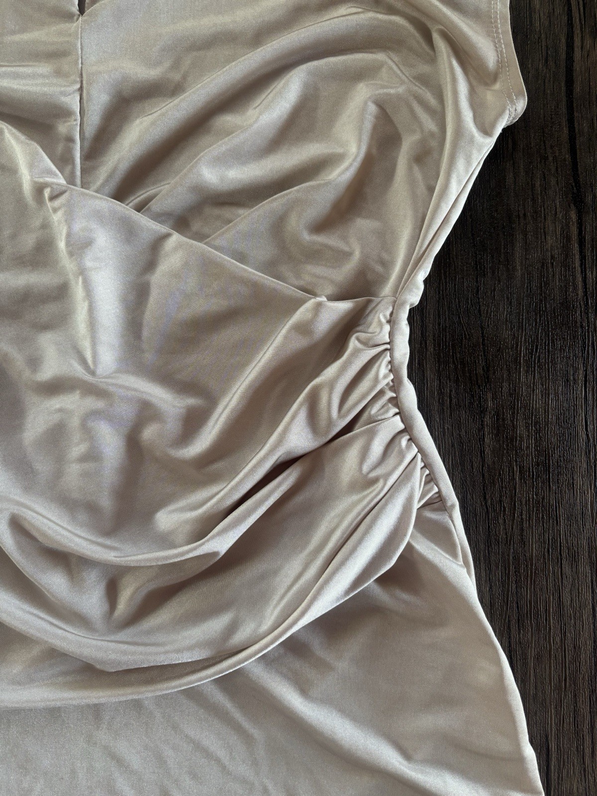 Early 2000s New York & Company Champagne Colored Silky Cap Sleeve Blouse Size S