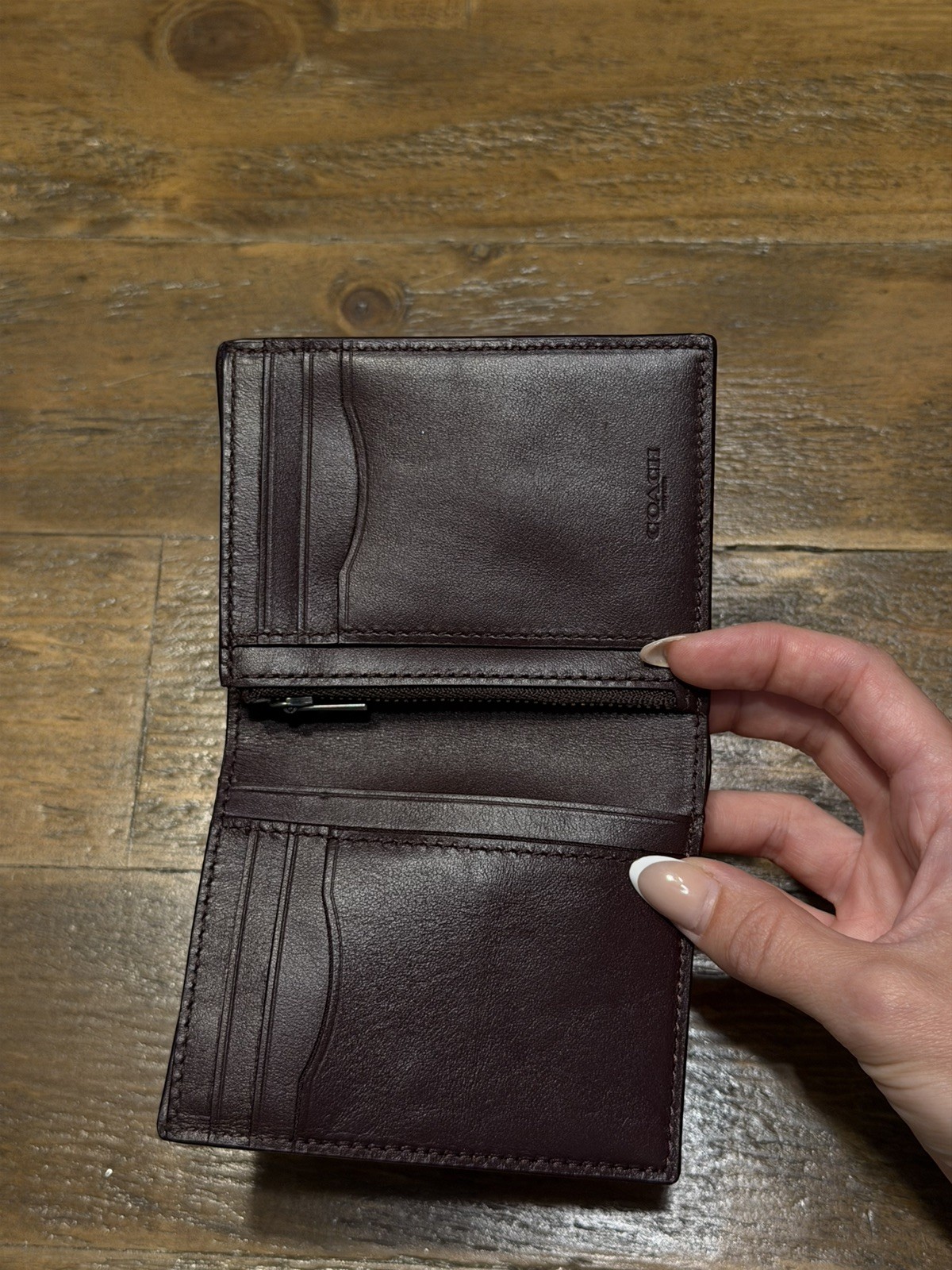 Vintage COACH Men’s Bifold Wallet in Black Pebbled Leather Zip Coin Card Holder