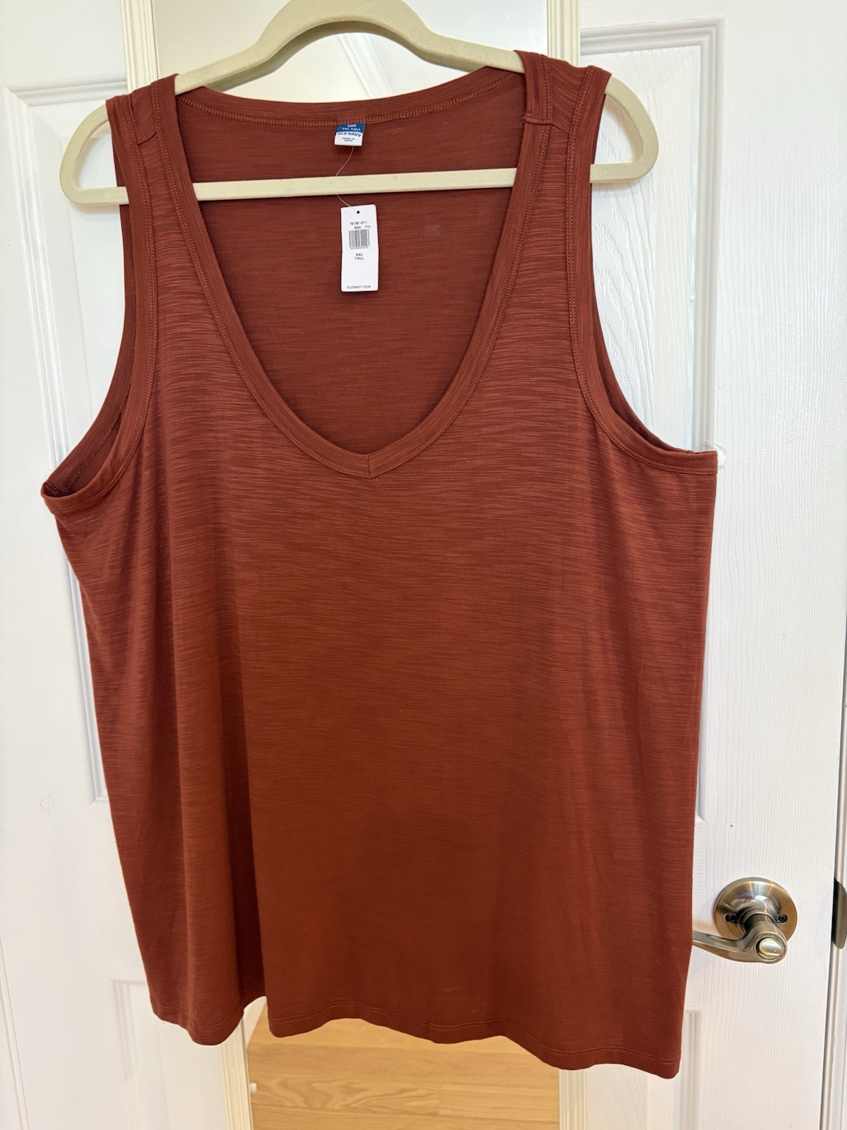 Women’s Old Navy V Neck Tank Color- Copper moon Size XXL Tall New!