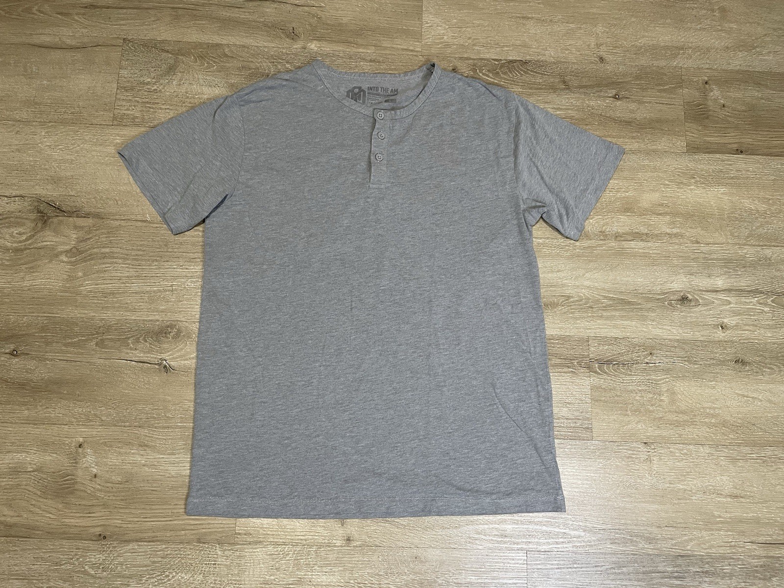 Into The AM Mens Sz L Gray Short Sleeve Henley T-Shirt Short Sleeve