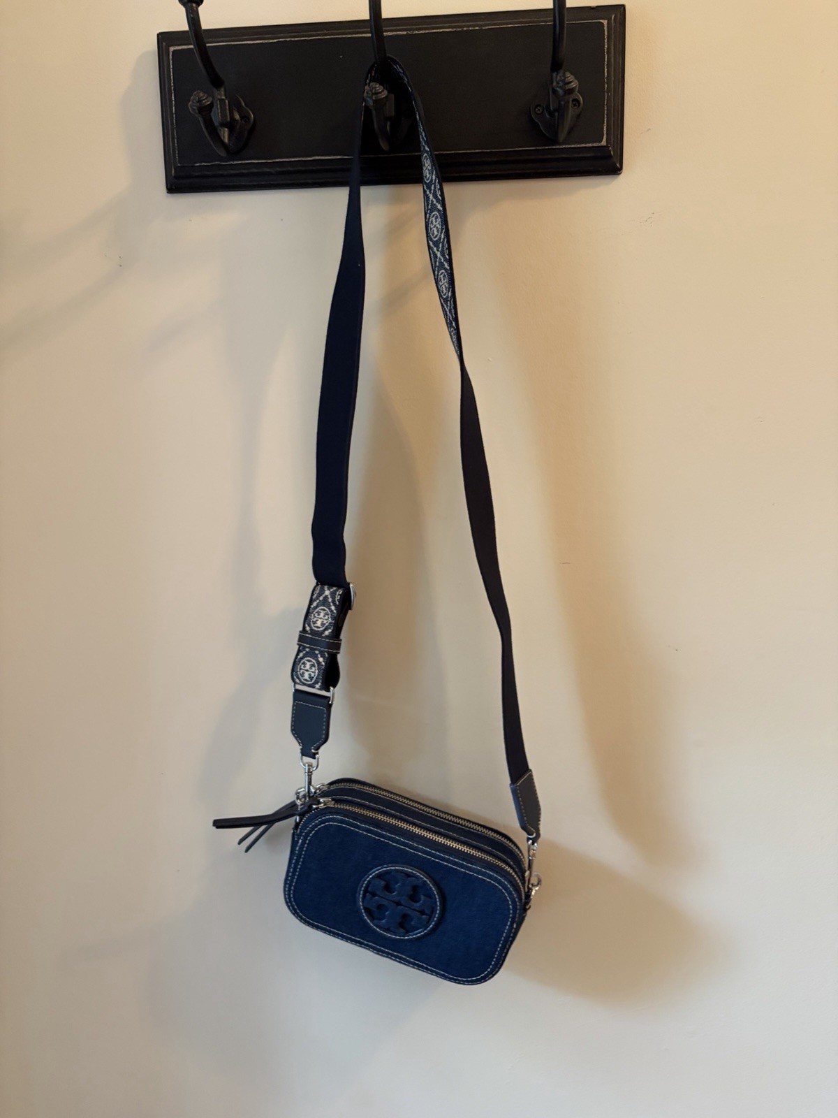 Tory Burch Blue Logo Small Crossbody Bag Zip Closure Silver Hardware Det Strap