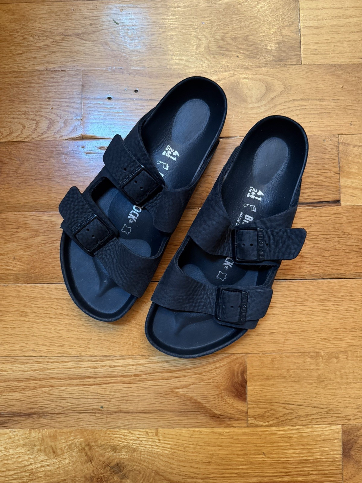 Birkenstock New without Box Arizona Black Natural Leather Exquisite size 41