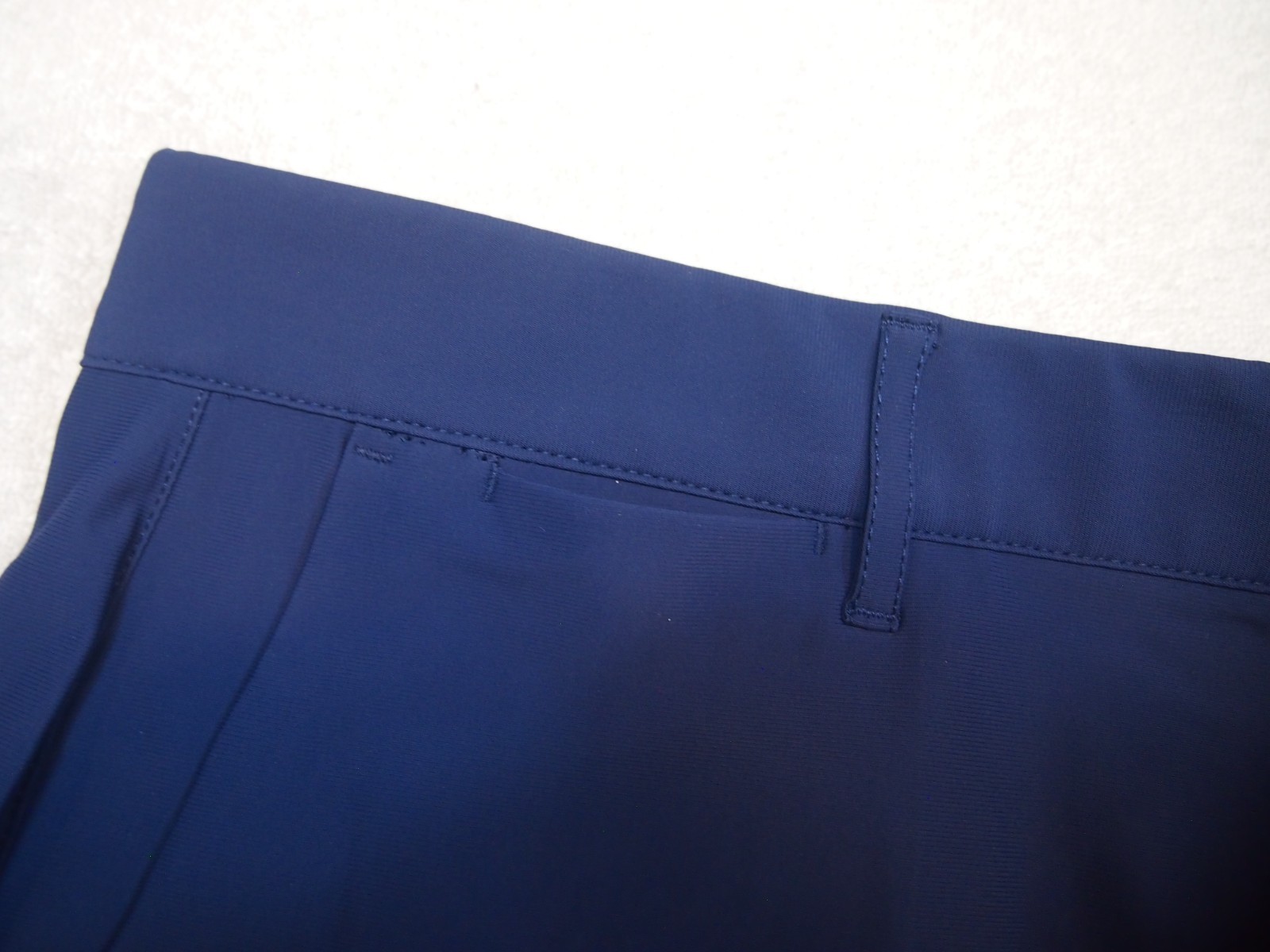 Holderness & Bourne Performance Fabric Slater Shorts NWT 34 $120 Navy