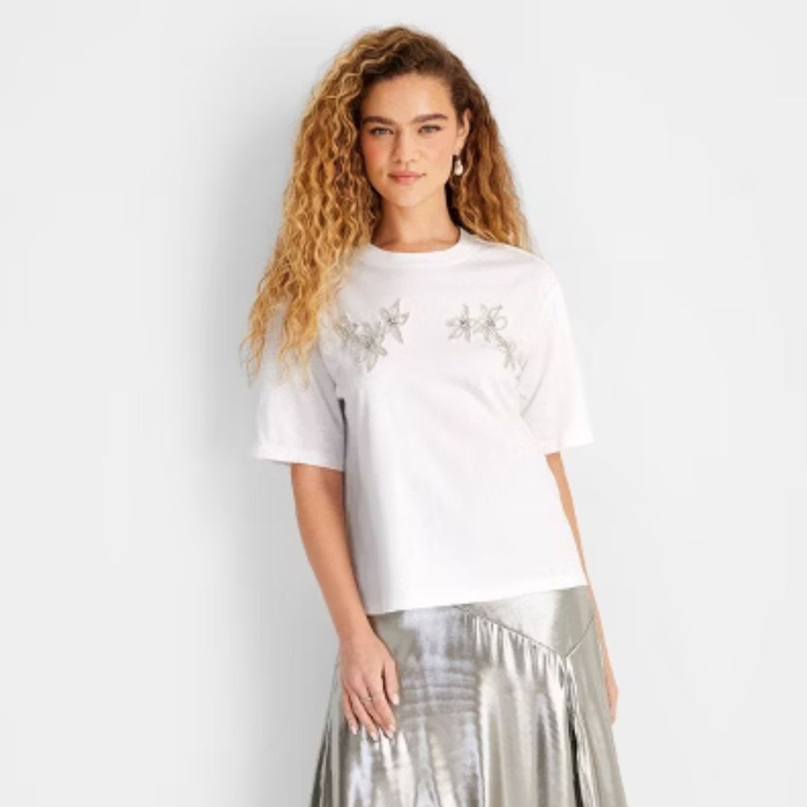 Future Collective Holiday Short Sleeve Embellished T Shirt White Floral Size XS