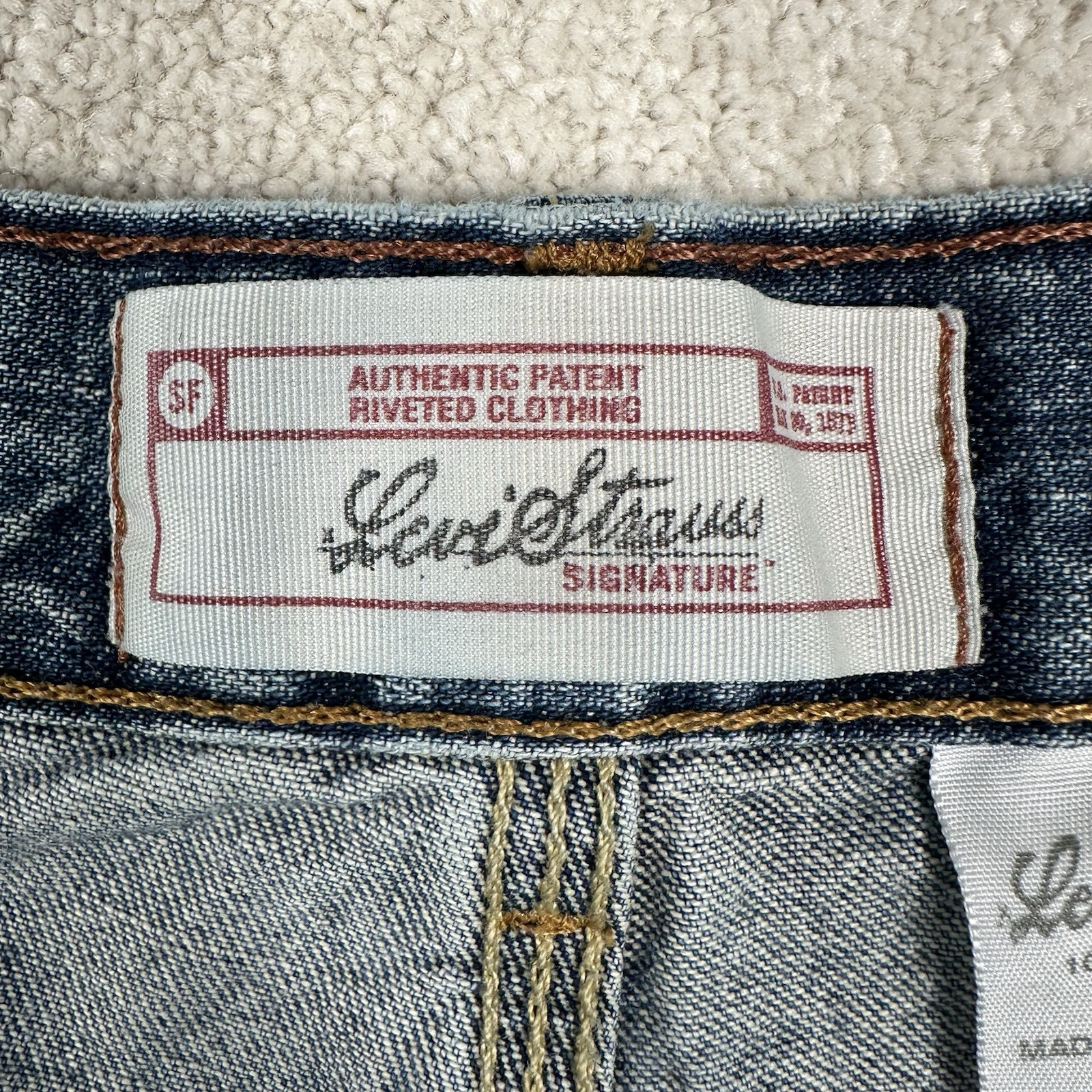 Vintage Y2K Levis Cargo Shorts Baggy Denim Mens 40 Relaxed Hip Hop Grunge 90s