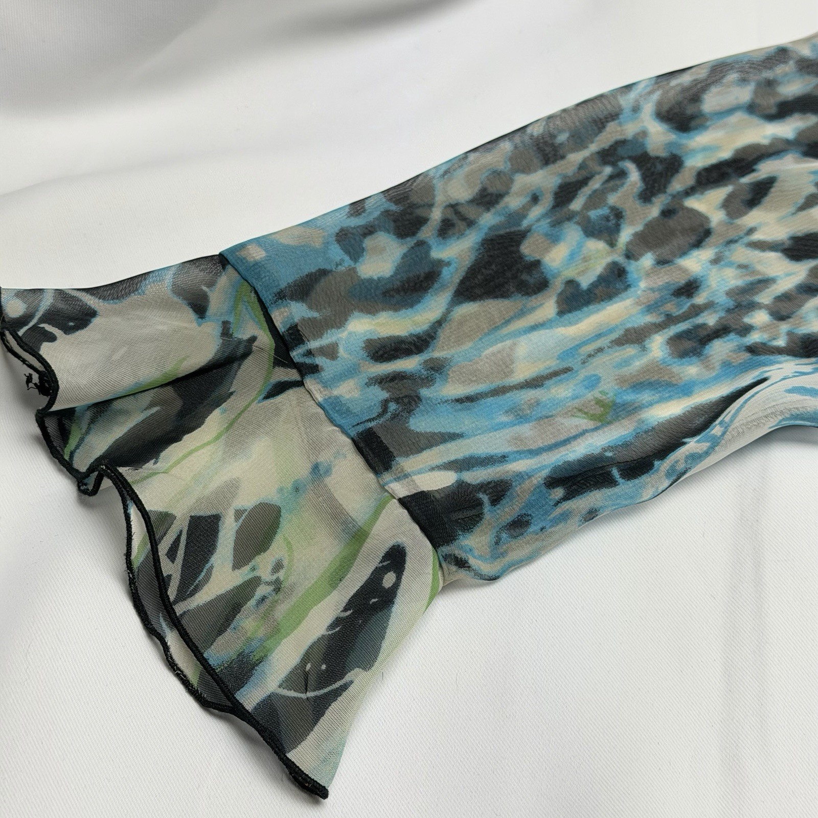Nicola Sheer Button Front Blouse Women’s Small Blue Gray Animal Print