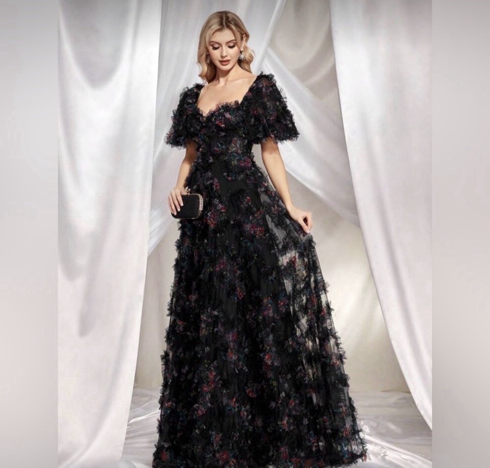 SHEIN Black Floral Ruffle Sweetheart Backless Maxi Ball Gown Dress Women’s L