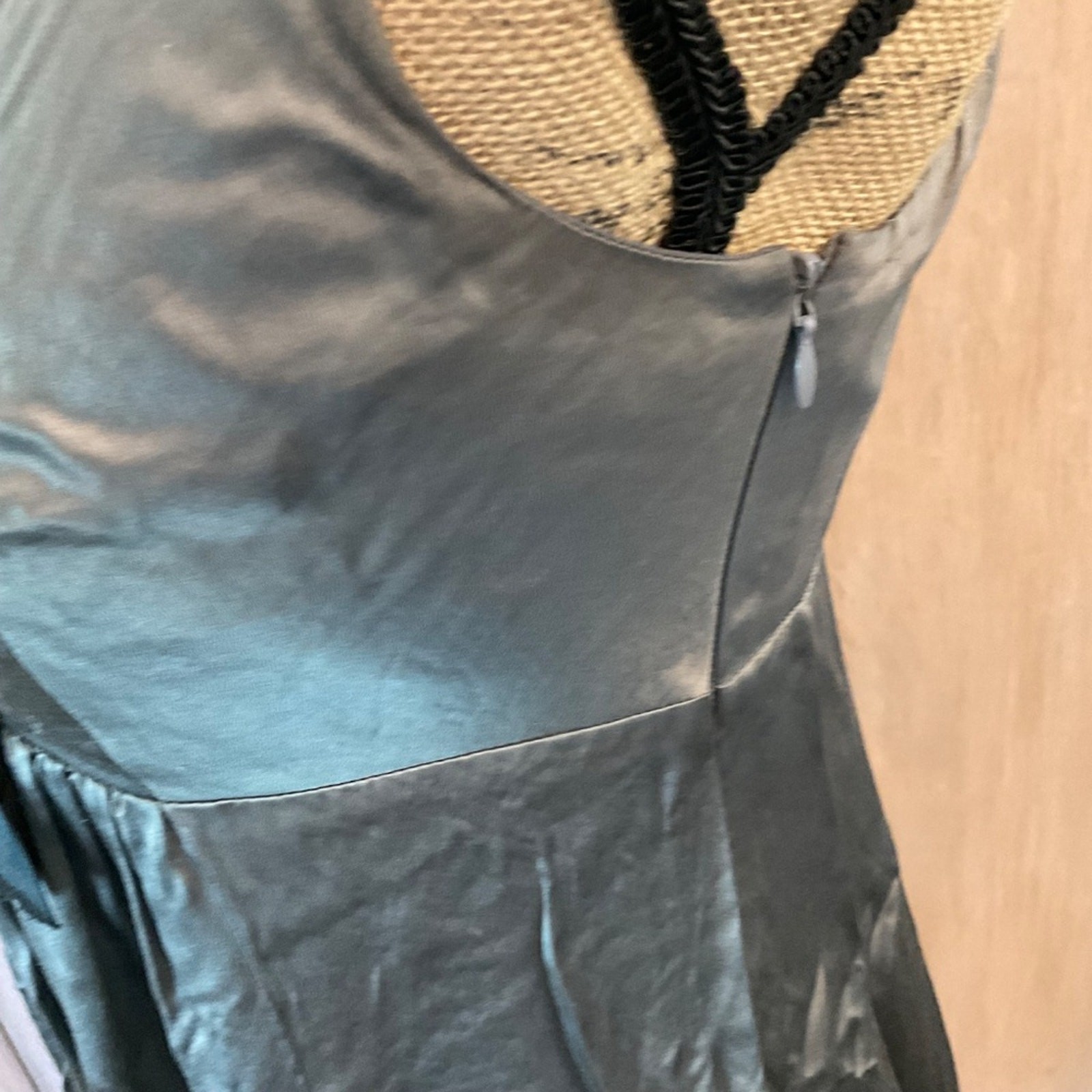 Y2K BCBG Max Azria gray silk bubble dress 2