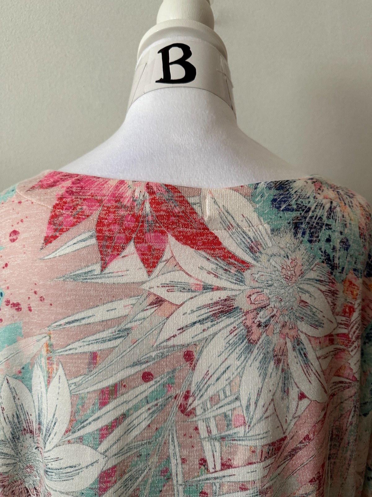 Christopher & Banks PETITE, Floral pattern long sleeve blouse, size P/XL