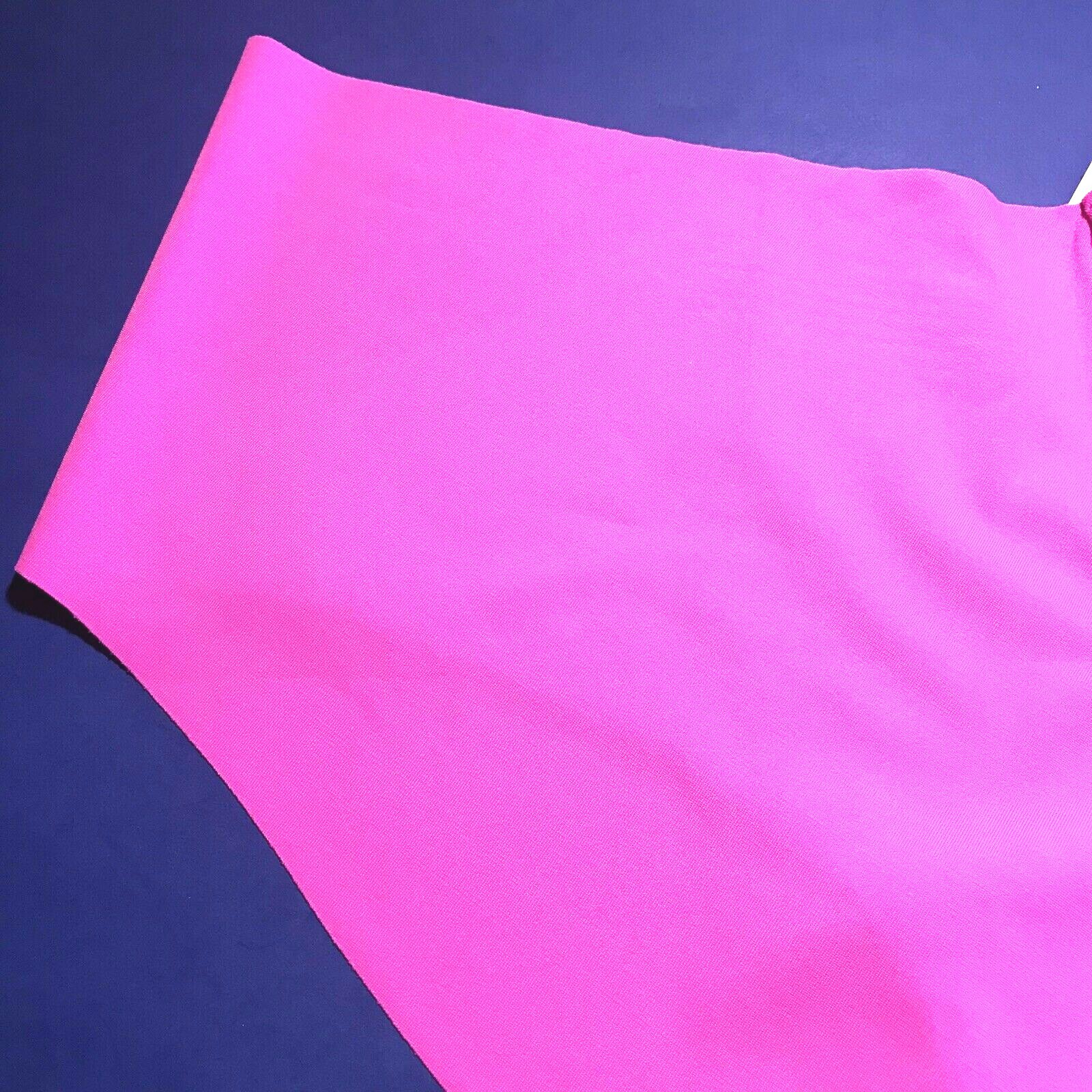 Victoria’s Secret Women’s MEDIUM No Show Hipster Panties Underwear-Fuchsia Pink