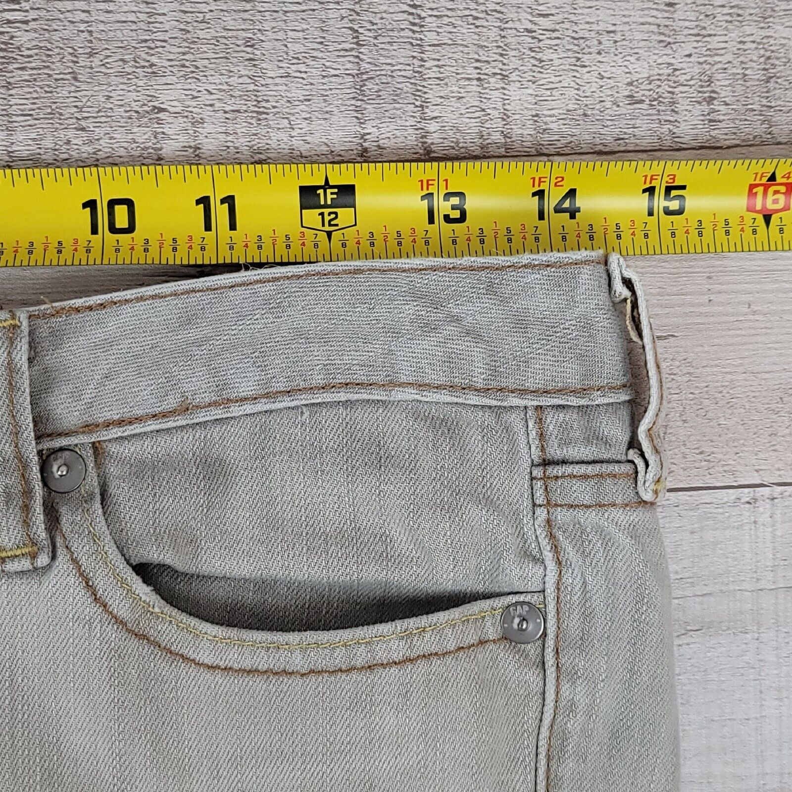 Womens Jeans Size 1 Gap Slim Straight Low Rise Grey Bleached Distressed Puckered