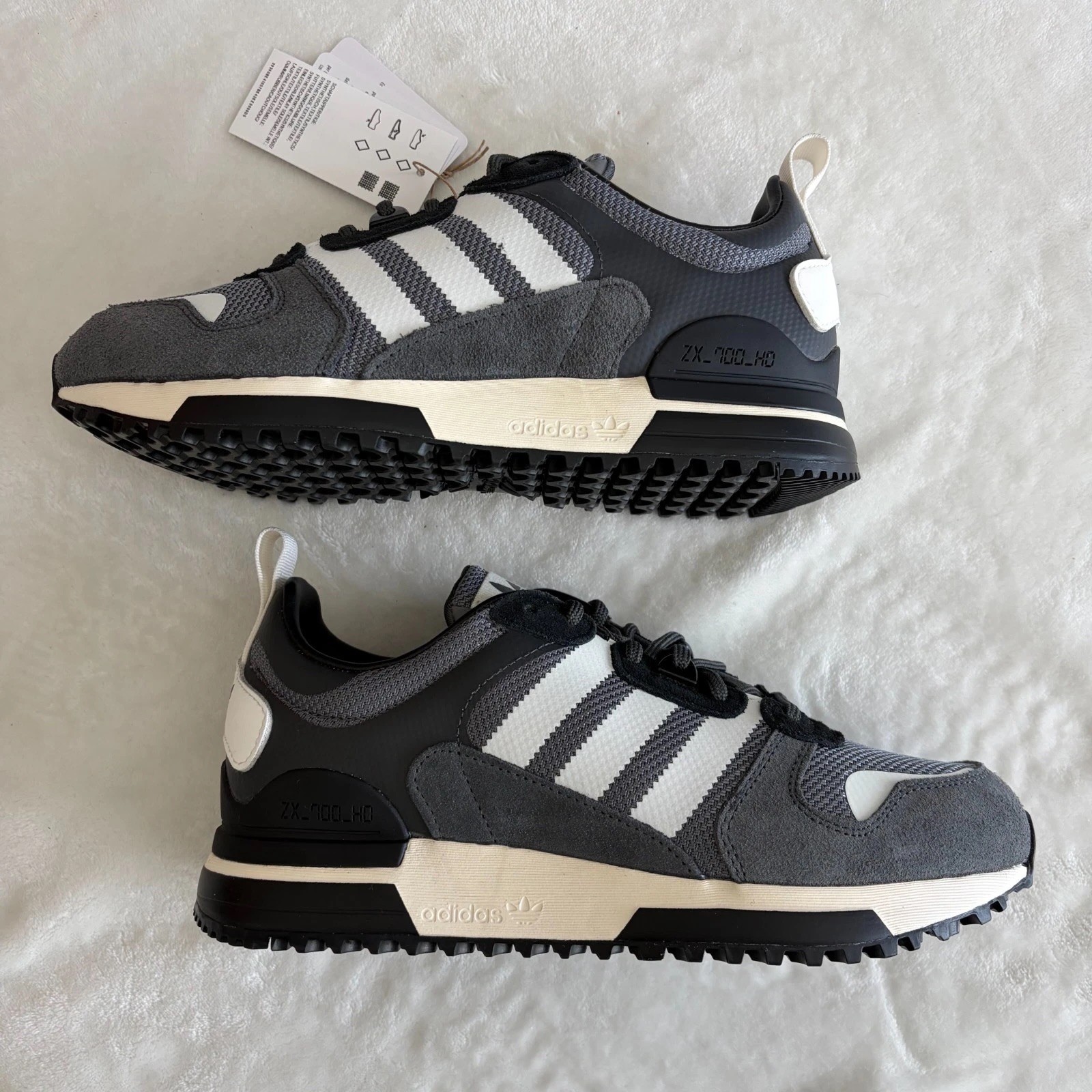 Adidas Original ZX 700 HD Men’s Running Shoe Athletic Sneaker Gray h01851