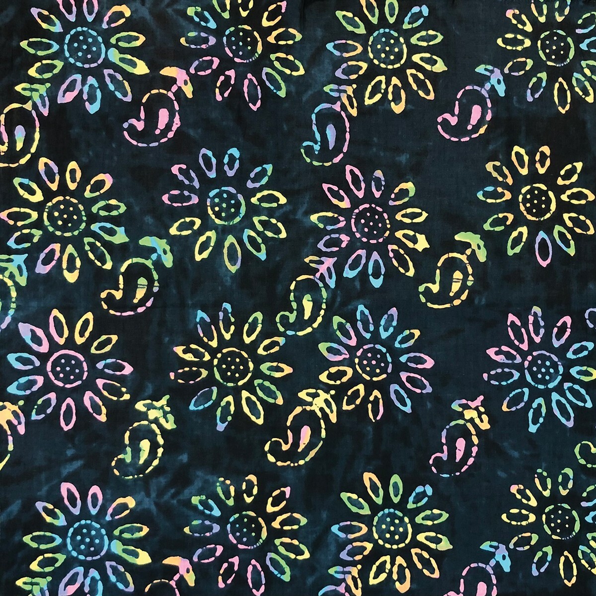 Carolina Creative Bandanna (Batik Navy) Novelty Print 22″ x 22″ Hav-A-Hank