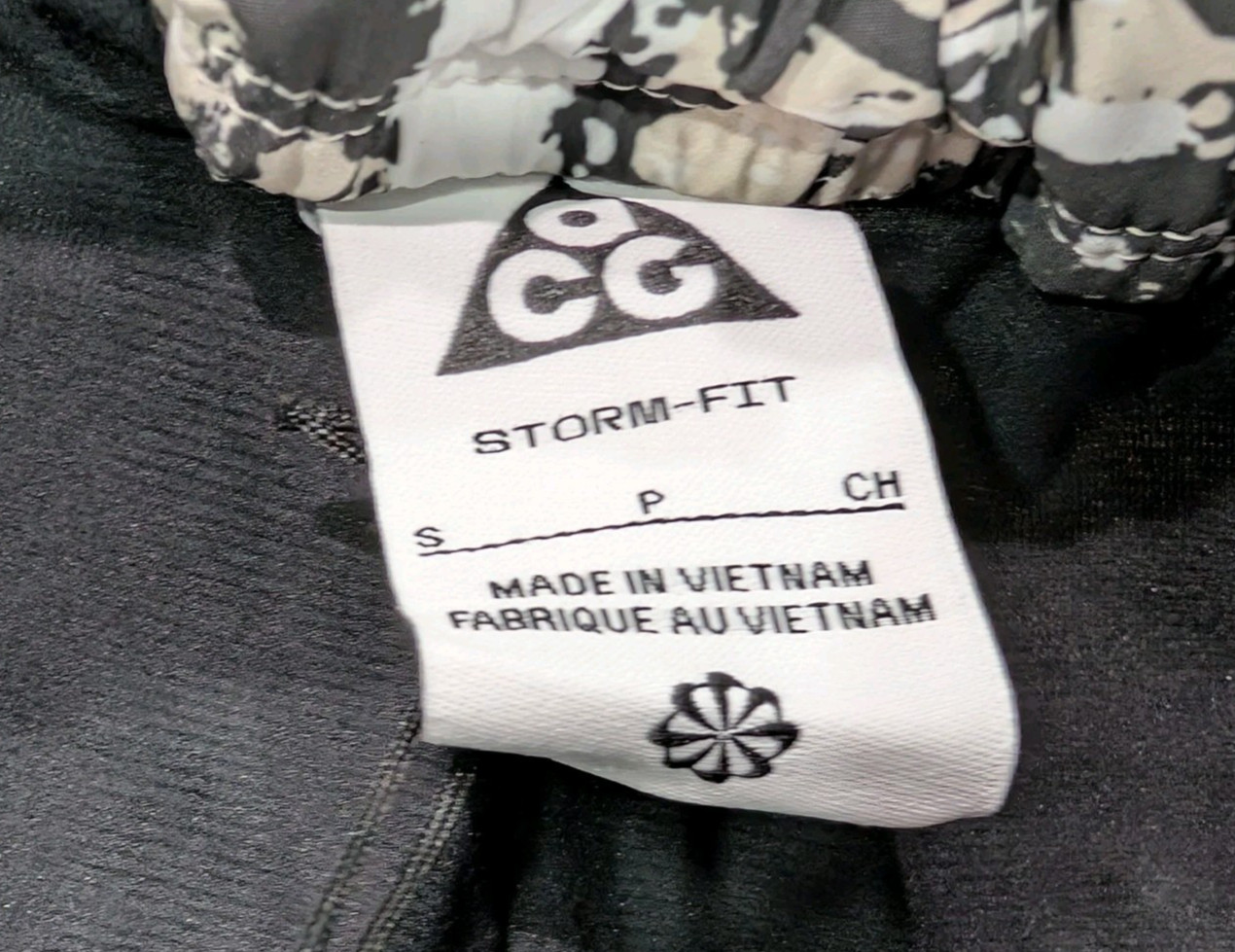 Nike ACG Chena Vortex Storm-FIT Winter Pants – Size: Small – FV8840 104 – NWT !