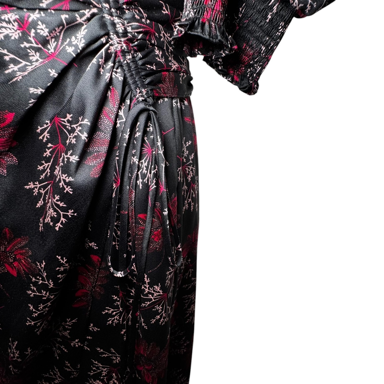 Cinq A Sept Tumbled Daisy Kacy Wrap Dress Raspberry Size 4 Puff Sleeve $425