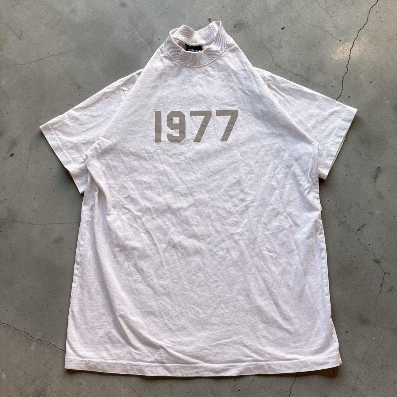 Fear of God Essentials 1977 Mock Neck Short Sleeve T-Shirt Size XXL