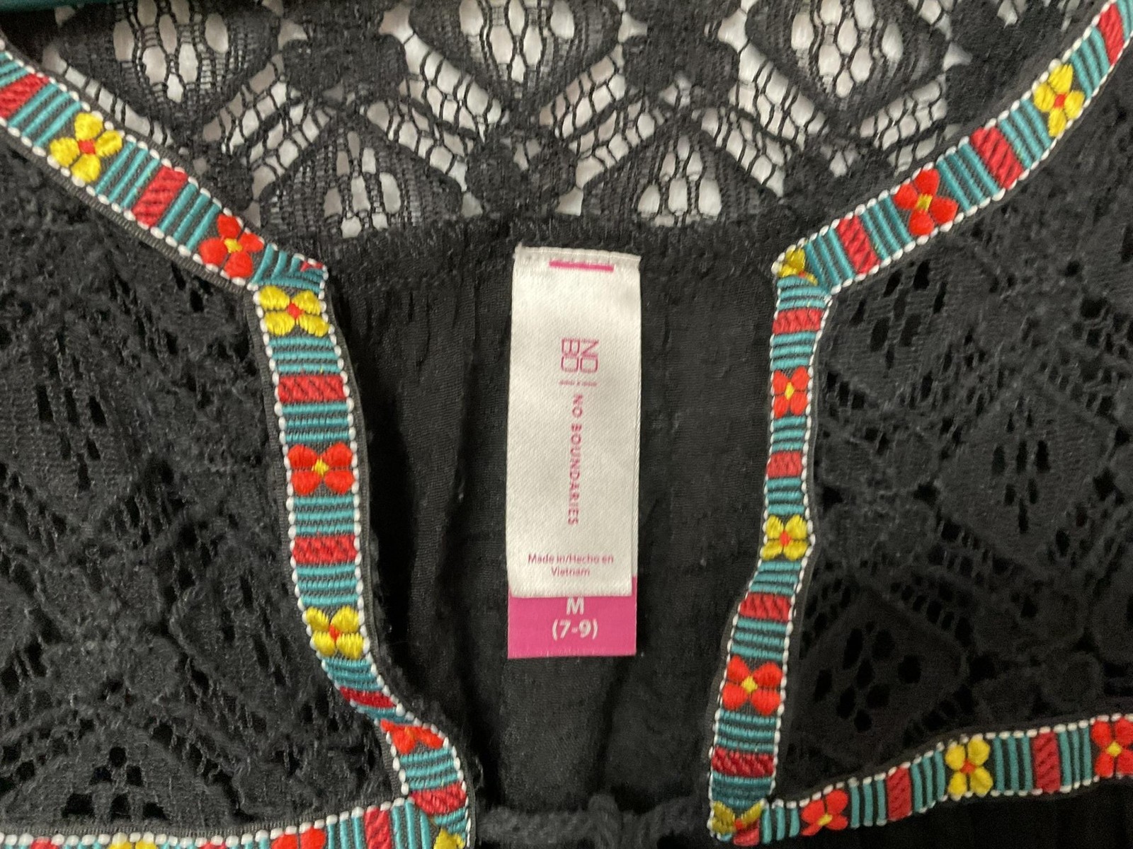 No Boundaries Blouse Juniors M 7-9 Black Lace Yoke Embroidered Tunic Top Boho